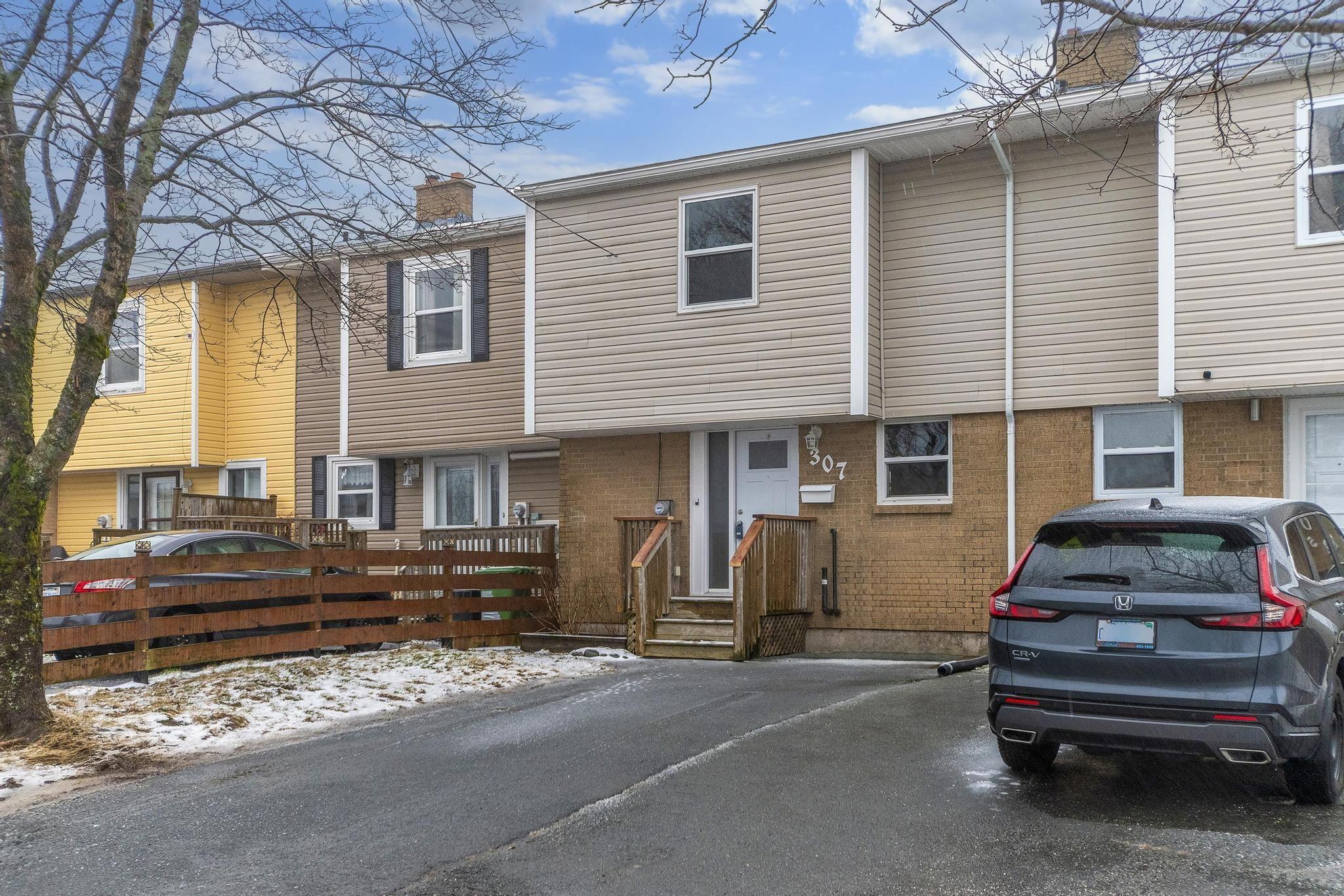 $379,900.00: 307 Poplar Drive, Dartmouth