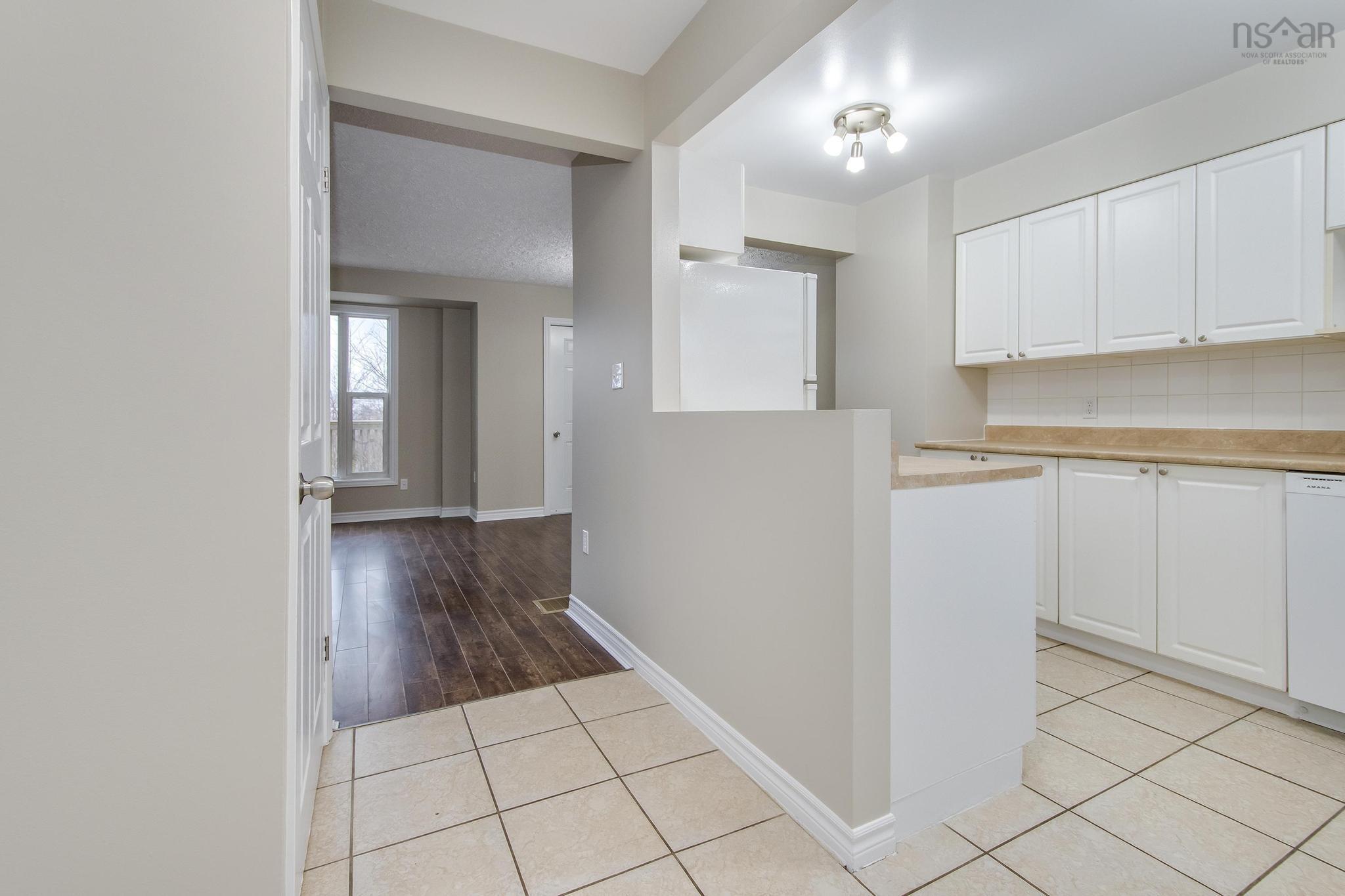 $379,900.00: 307 Poplar Drive, Dartmouth