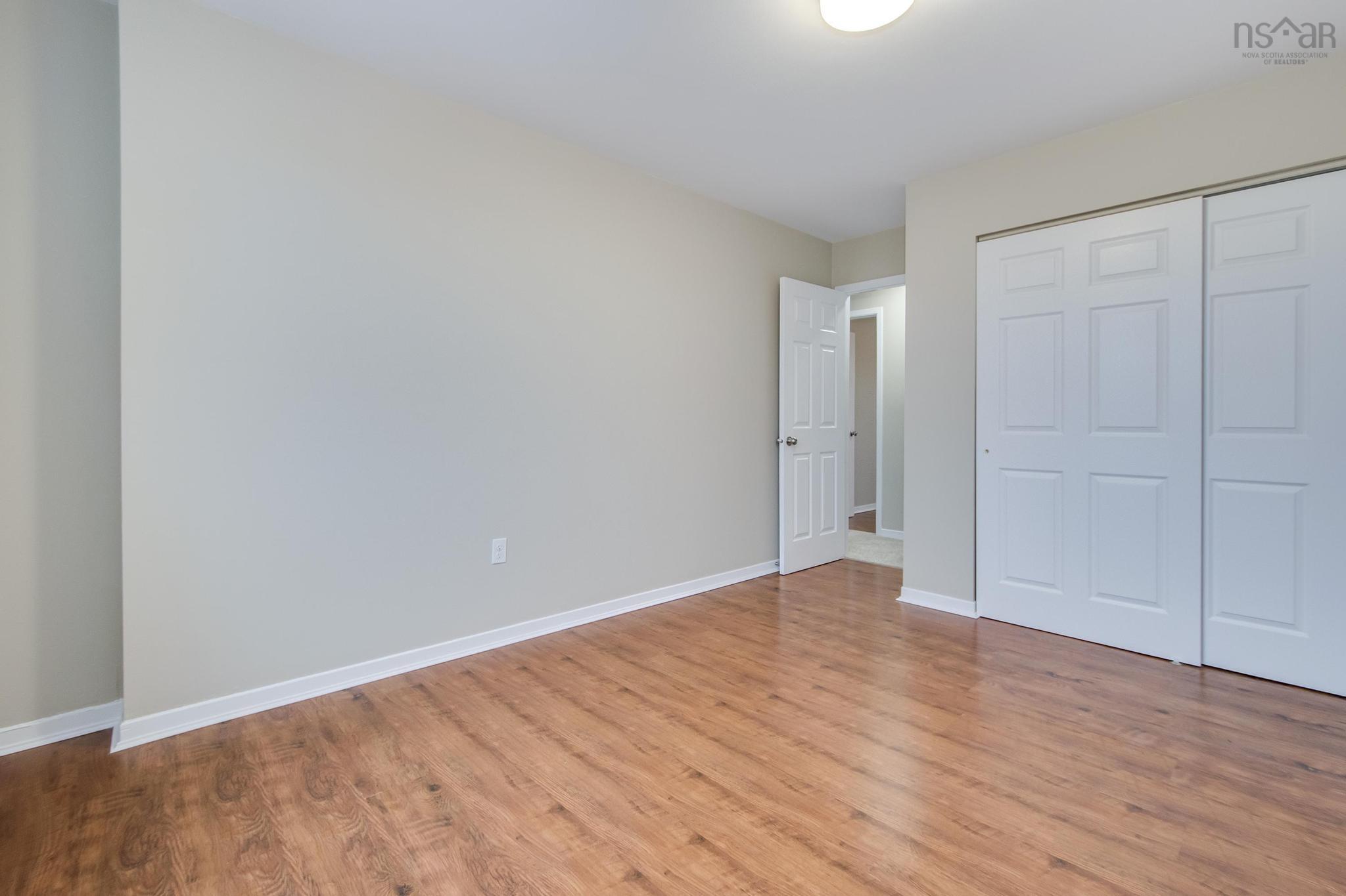 $379,900.00: 307 Poplar Drive, Dartmouth