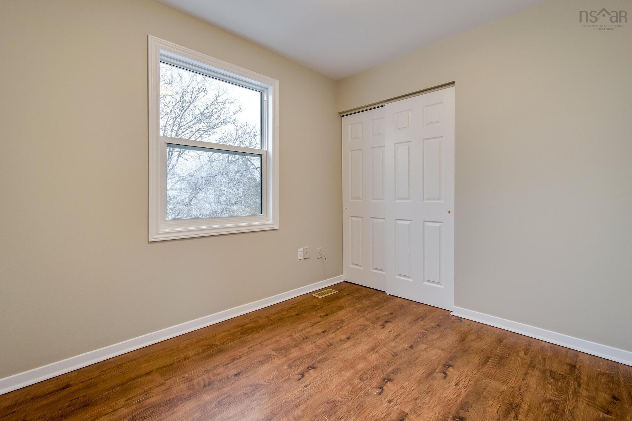 $379,900.00: 307 Poplar Drive, Dartmouth