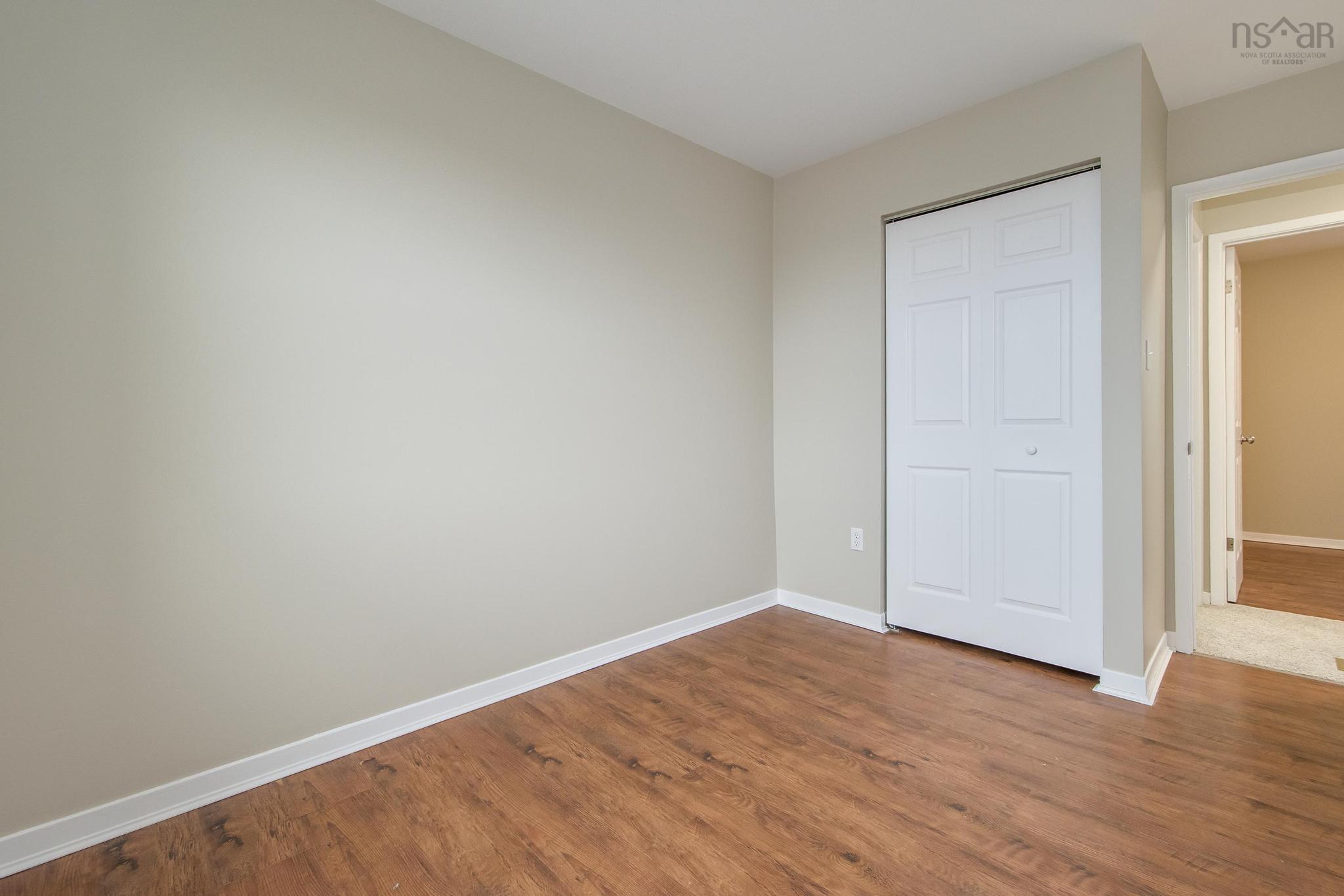 $379,900.00: 307 Poplar Drive, Dartmouth