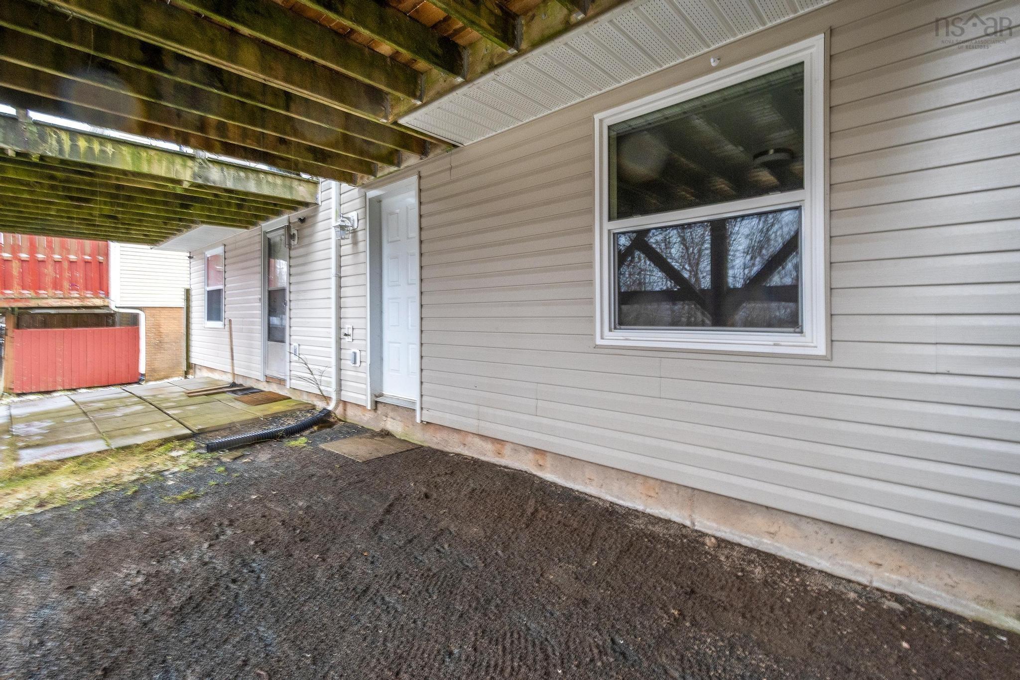 $379,900.00: 307 Poplar Drive, Dartmouth