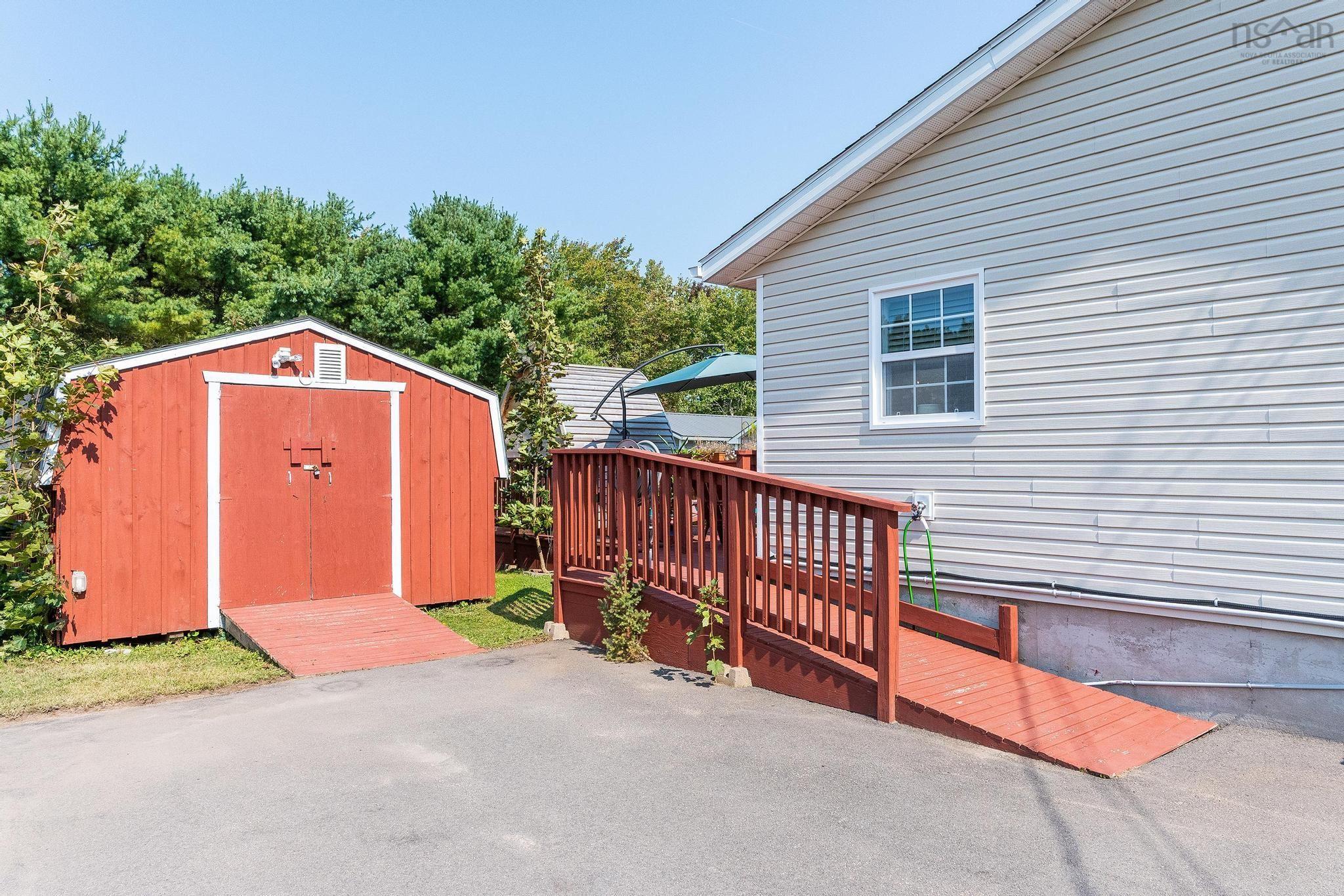 $294,900.00: 41 Lorcon Street, Nictaux