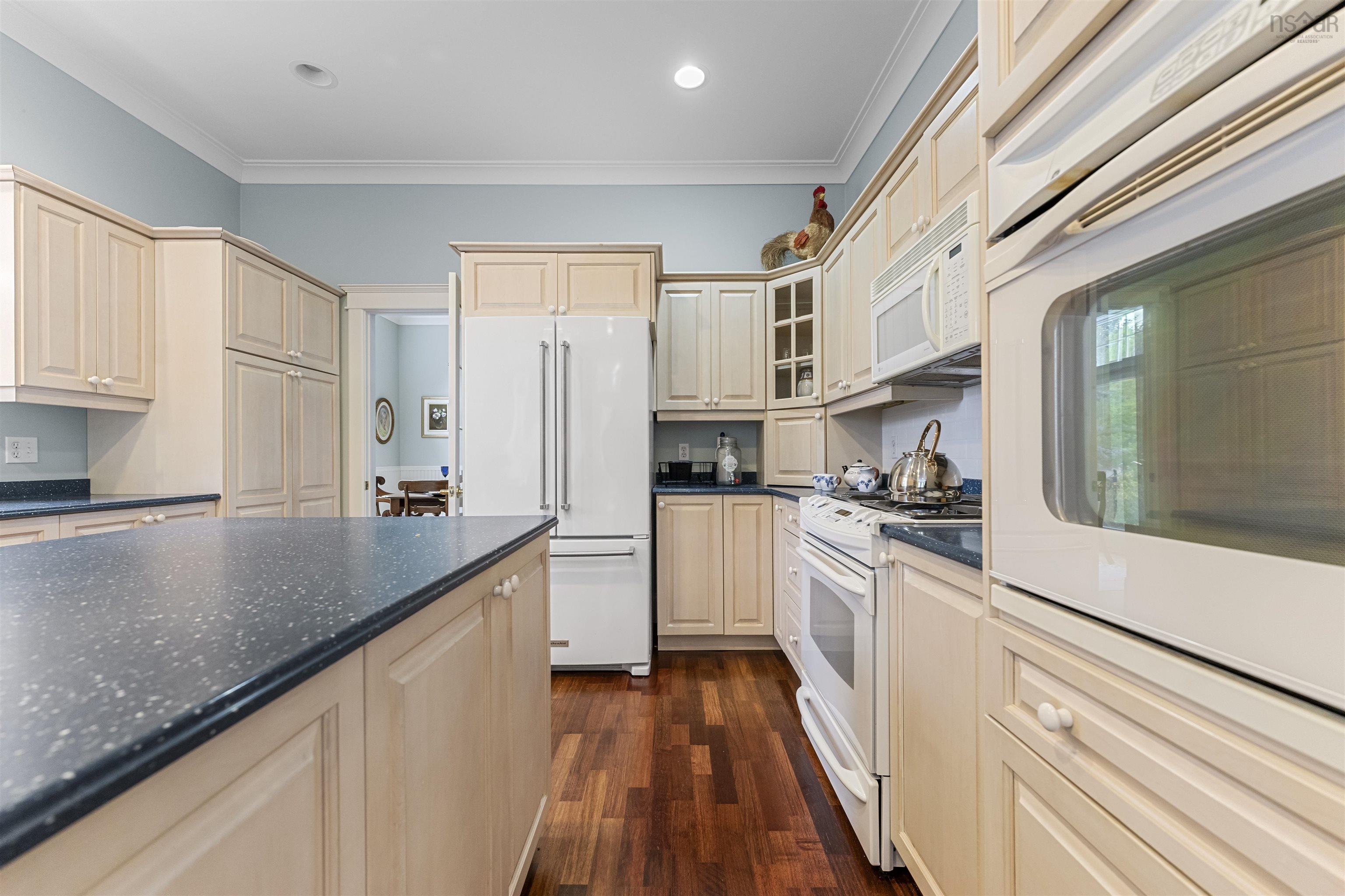 $1,999,000.00: 217 Borgalds Drive, Chester Basin