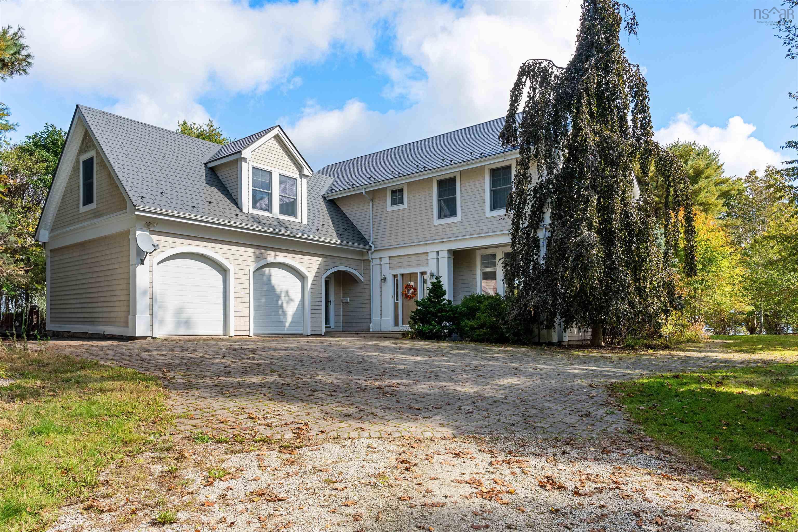$1,999,000.00: 217 Borgalds Drive, Chester Basin