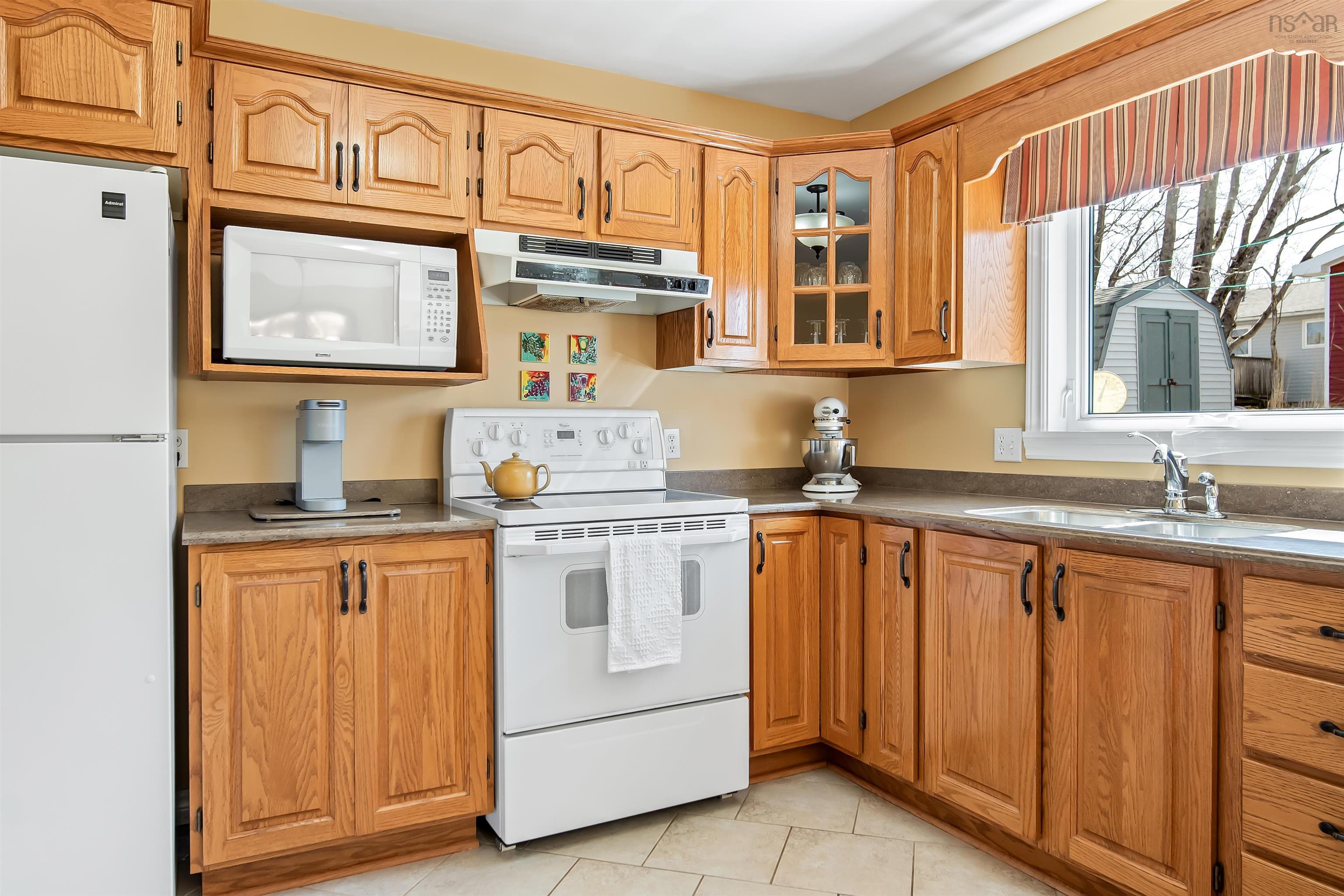 $575,000.00: 43 Oakhill Drive, Lower Sackville