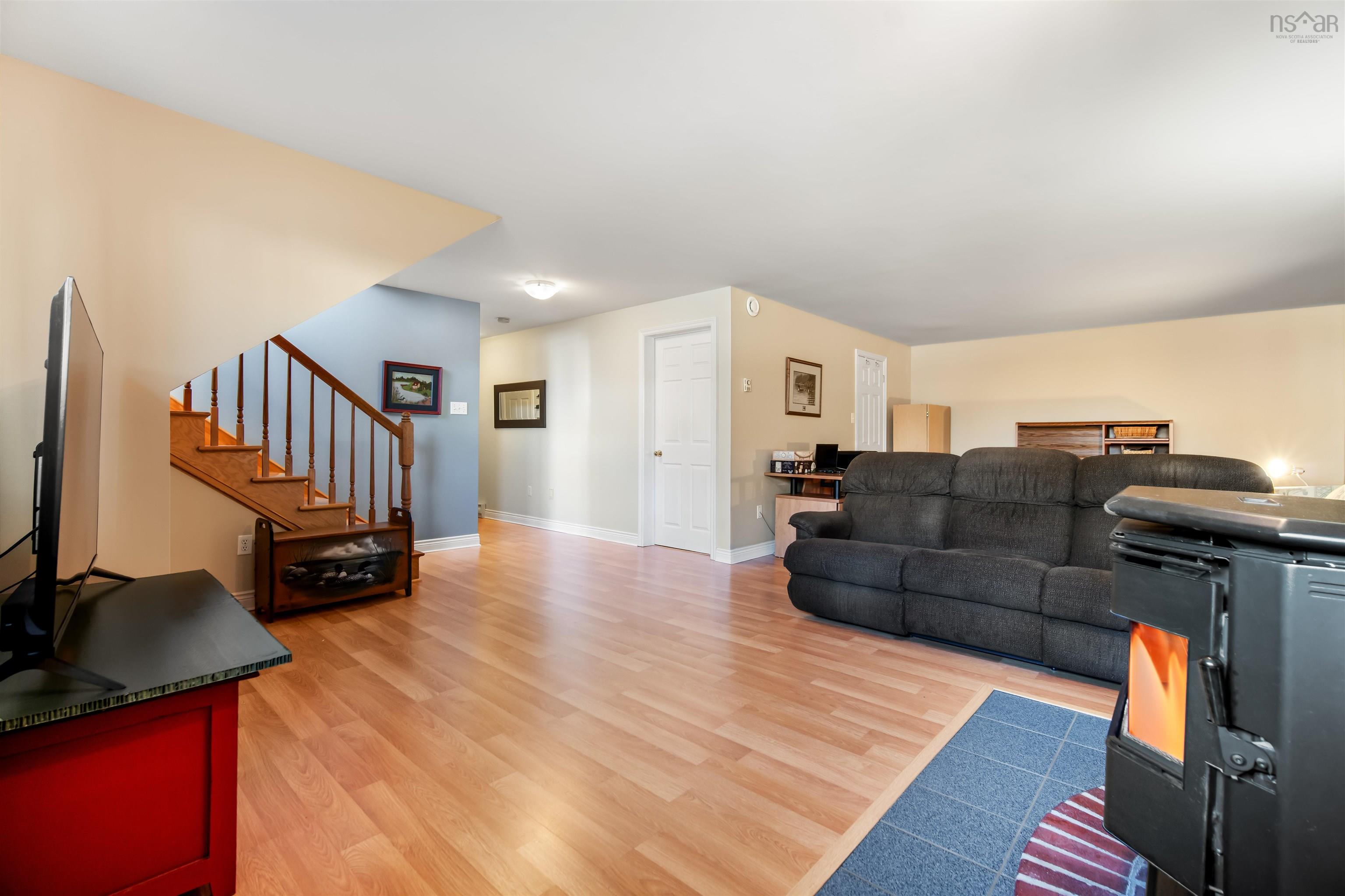 $575,000.00: 43 Oakhill Drive, Lower Sackville