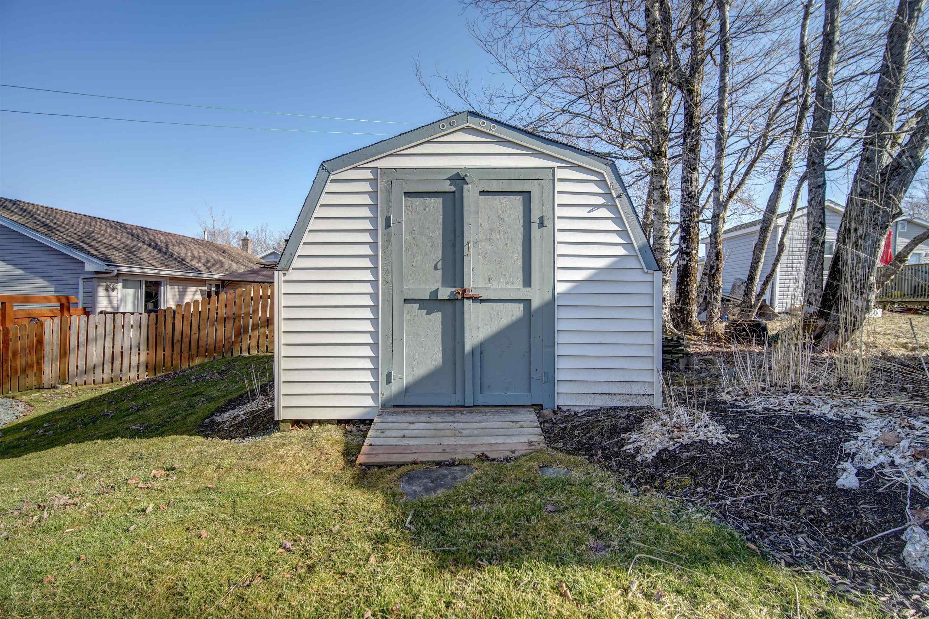 $575,000.00: 43 Oakhill Drive, Lower Sackville