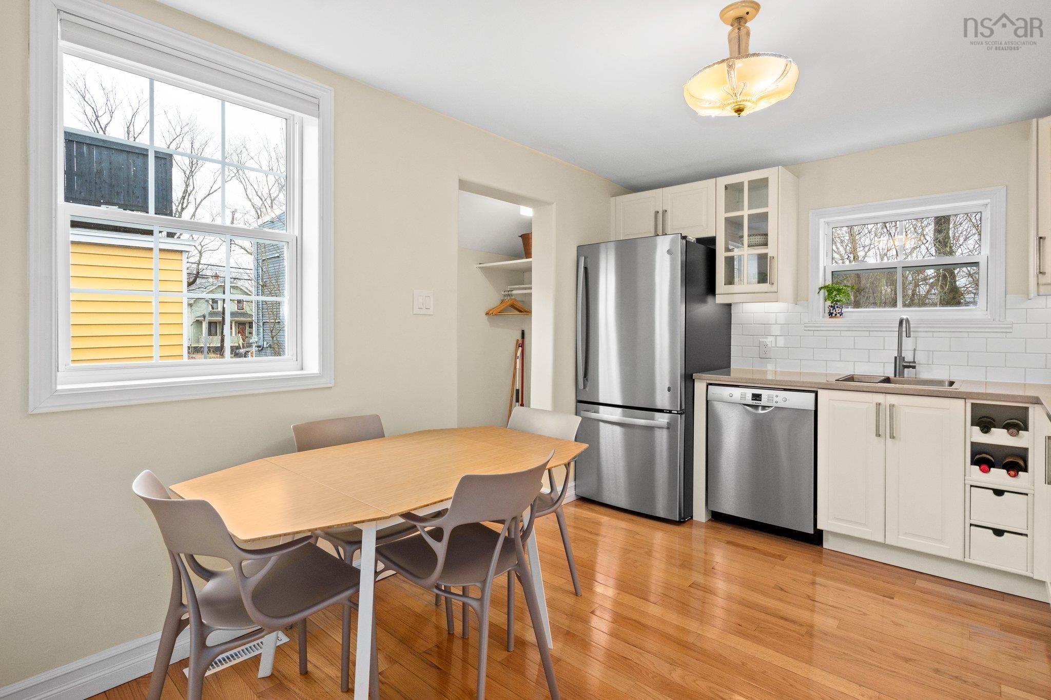 $659,900.00: 5856 Livingstone Street, Halifax
