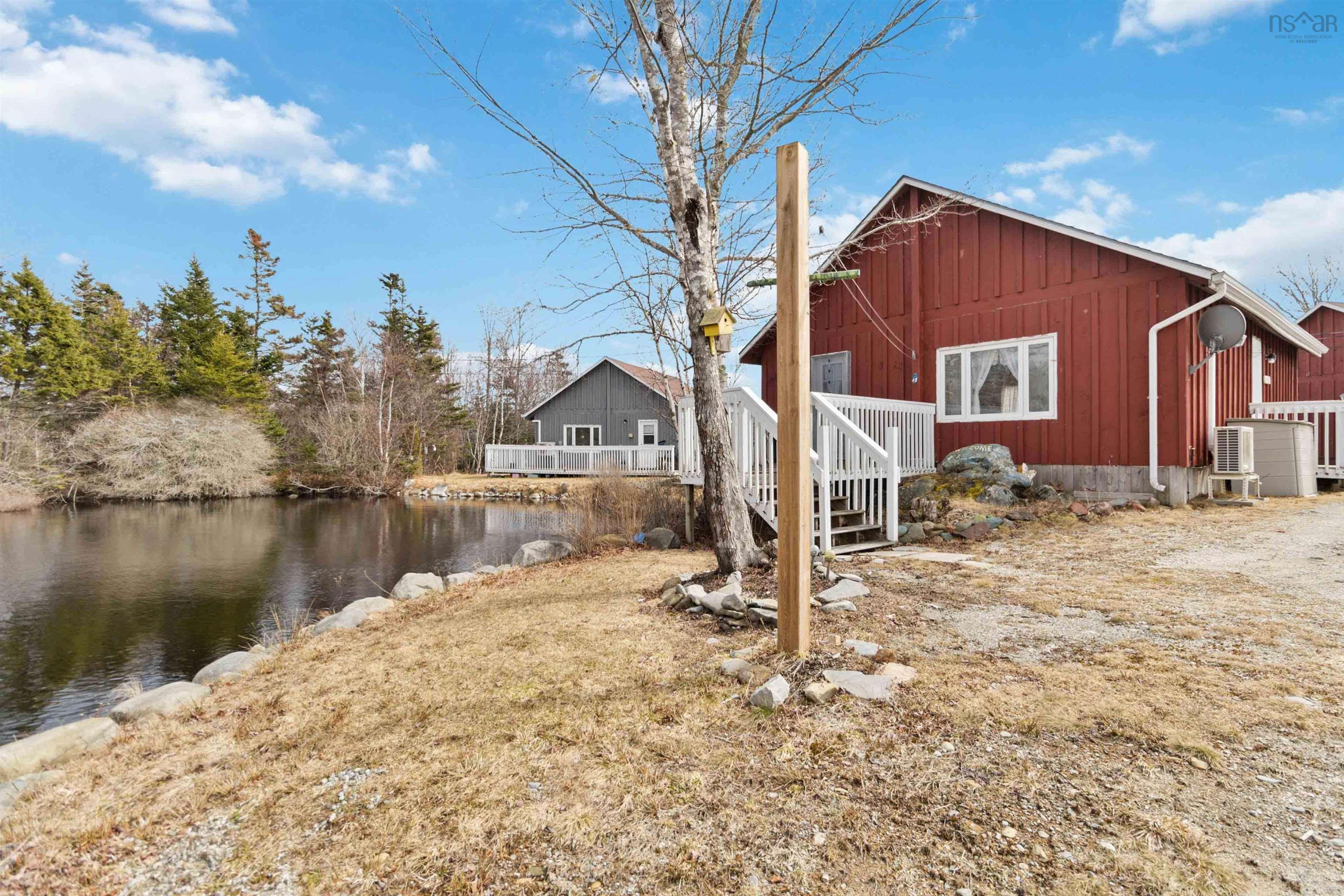 $749,900.00: 3288 Highway 3, Lydgate
