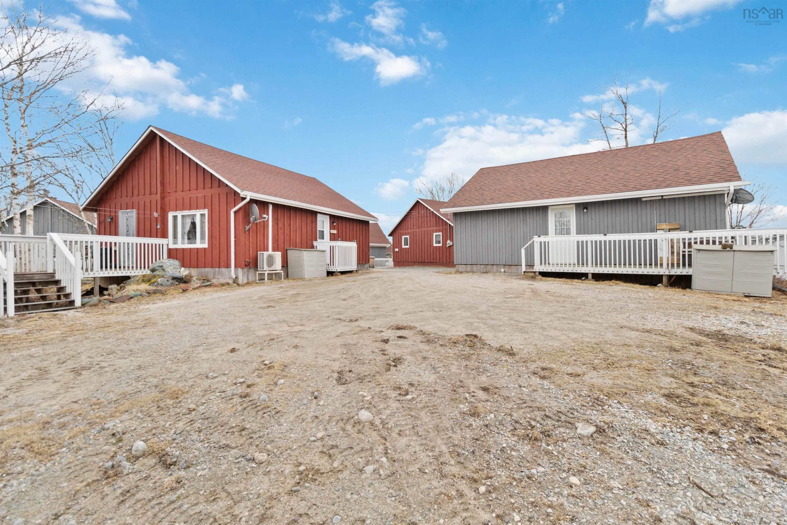 $749,900.00: 3288 Highway 3, Lydgate