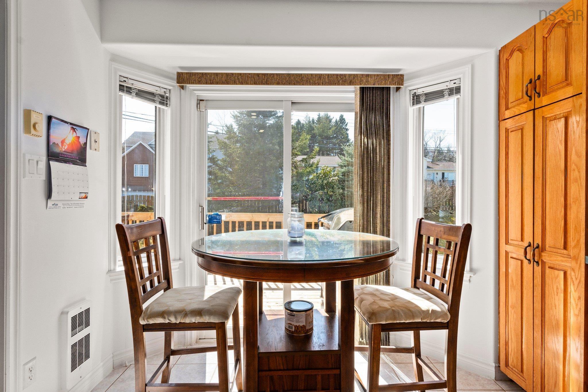 $621,000.00: 16 Parkview Lane, Dartmouth