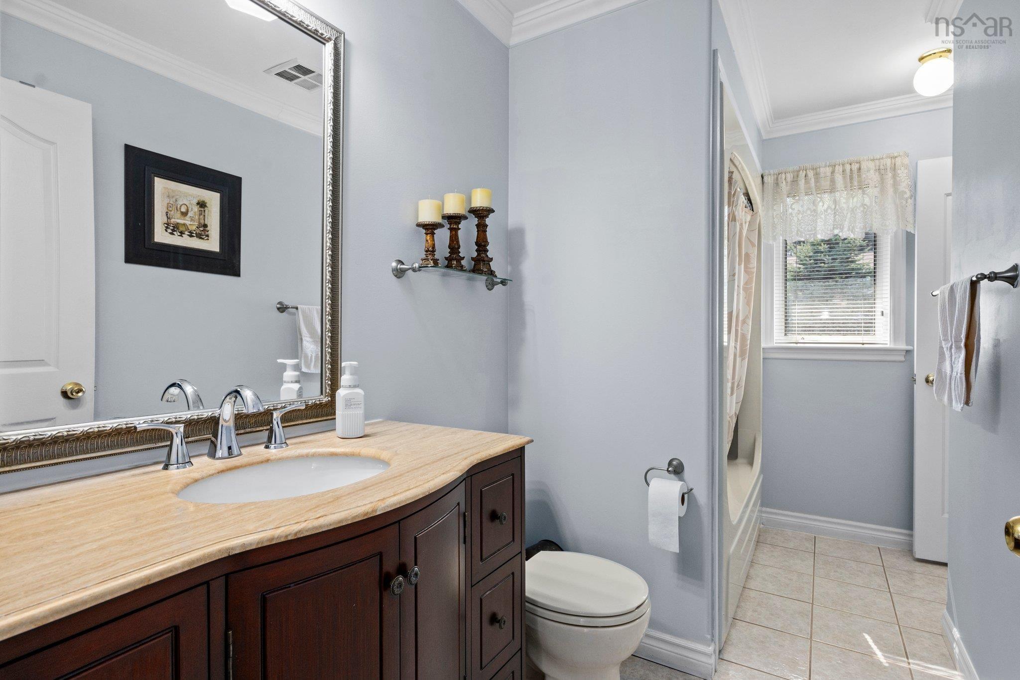 $621,000.00: 16 Parkview Lane, Dartmouth