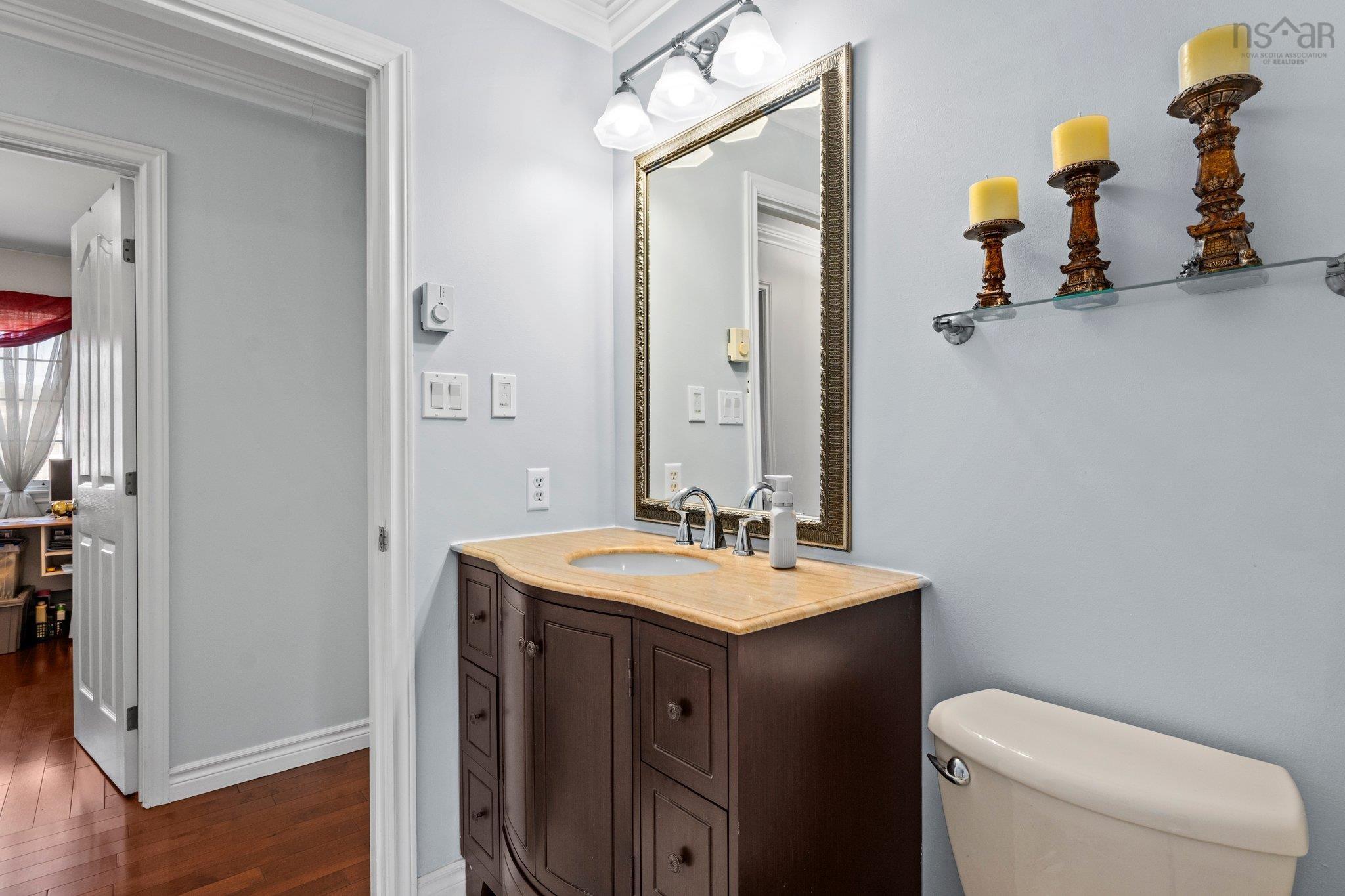 $621,000.00: 16 Parkview Lane, Dartmouth