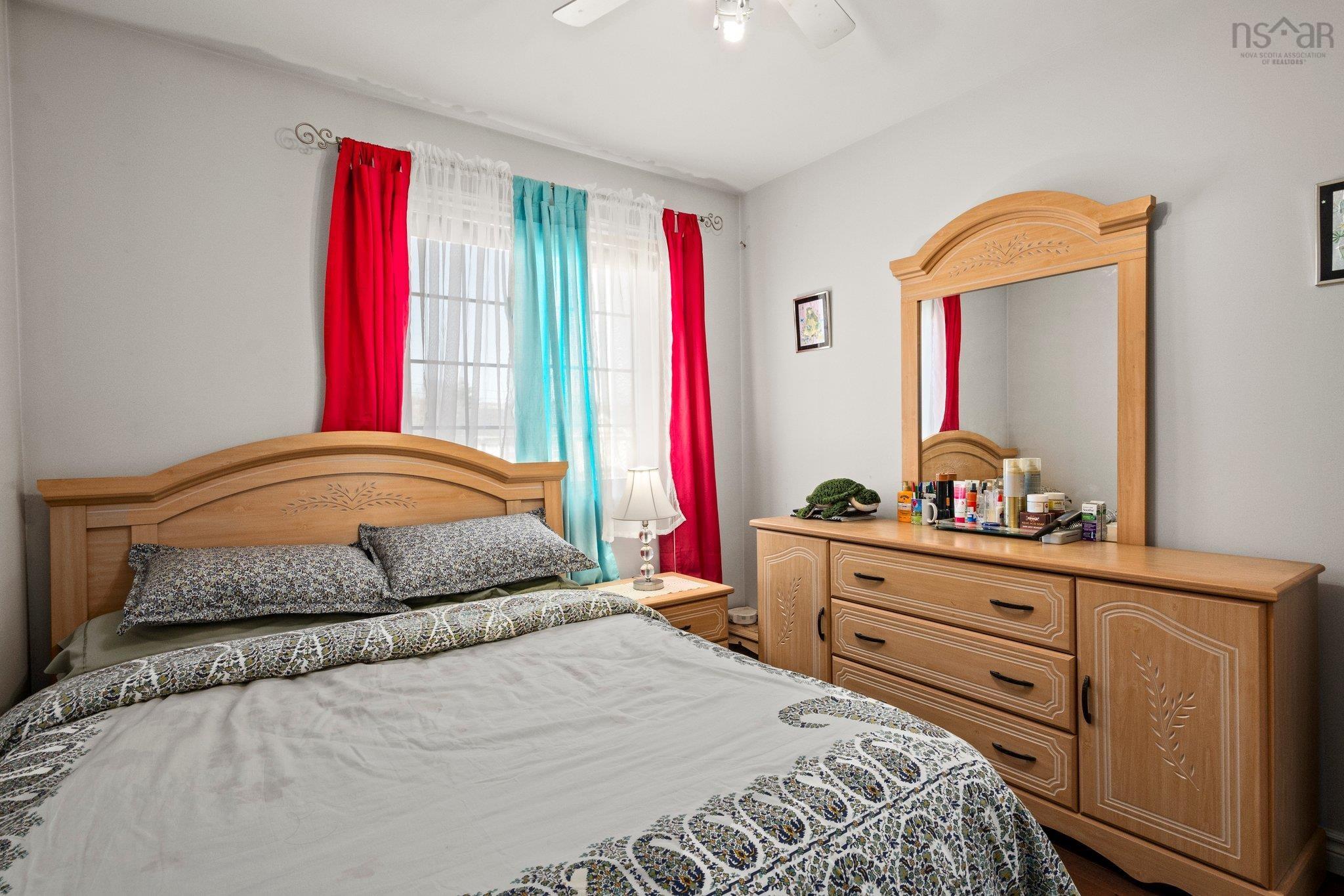 $621,000.00: 16 Parkview Lane, Dartmouth