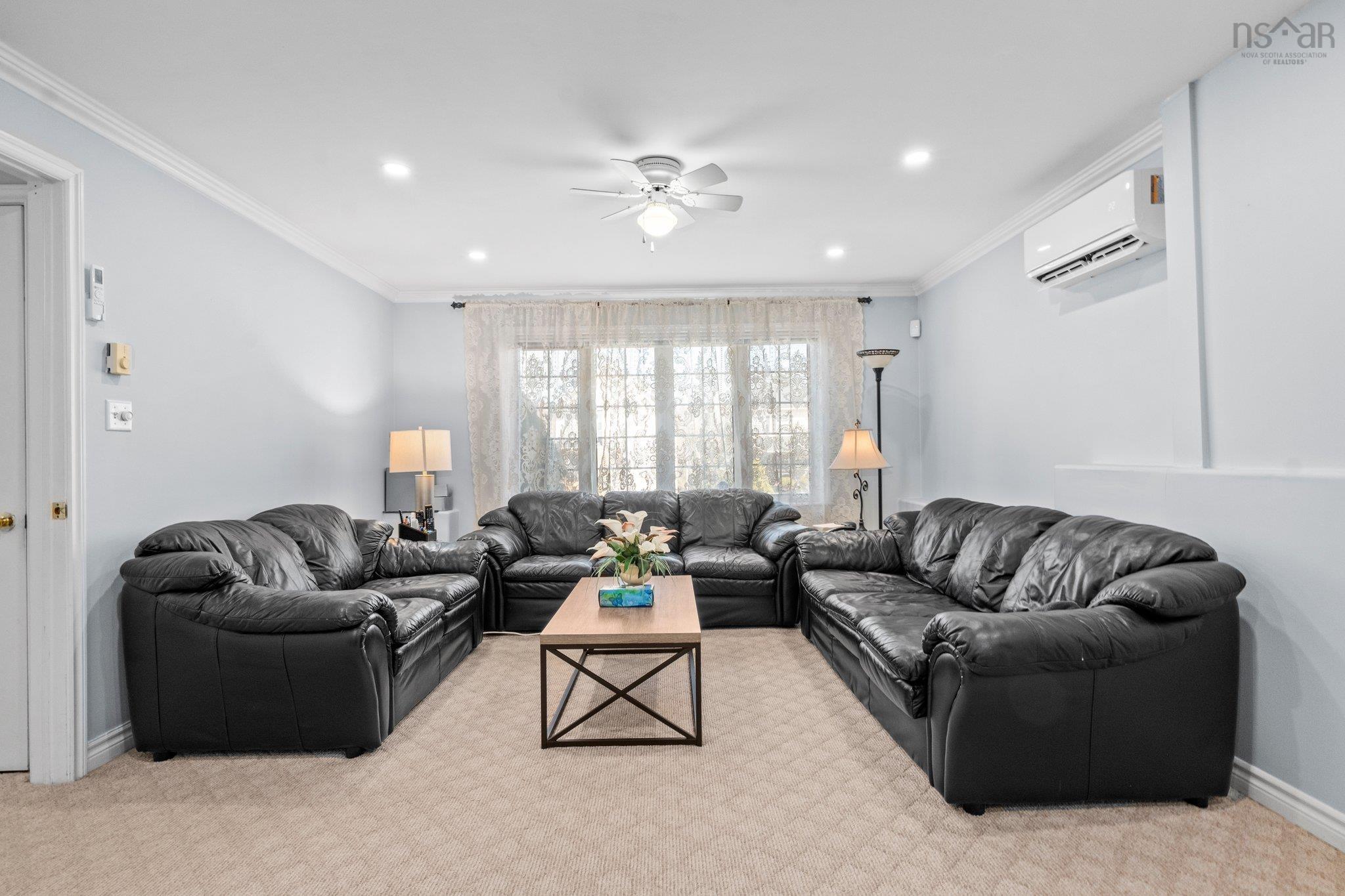 $621,000.00: 16 Parkview Lane, Dartmouth