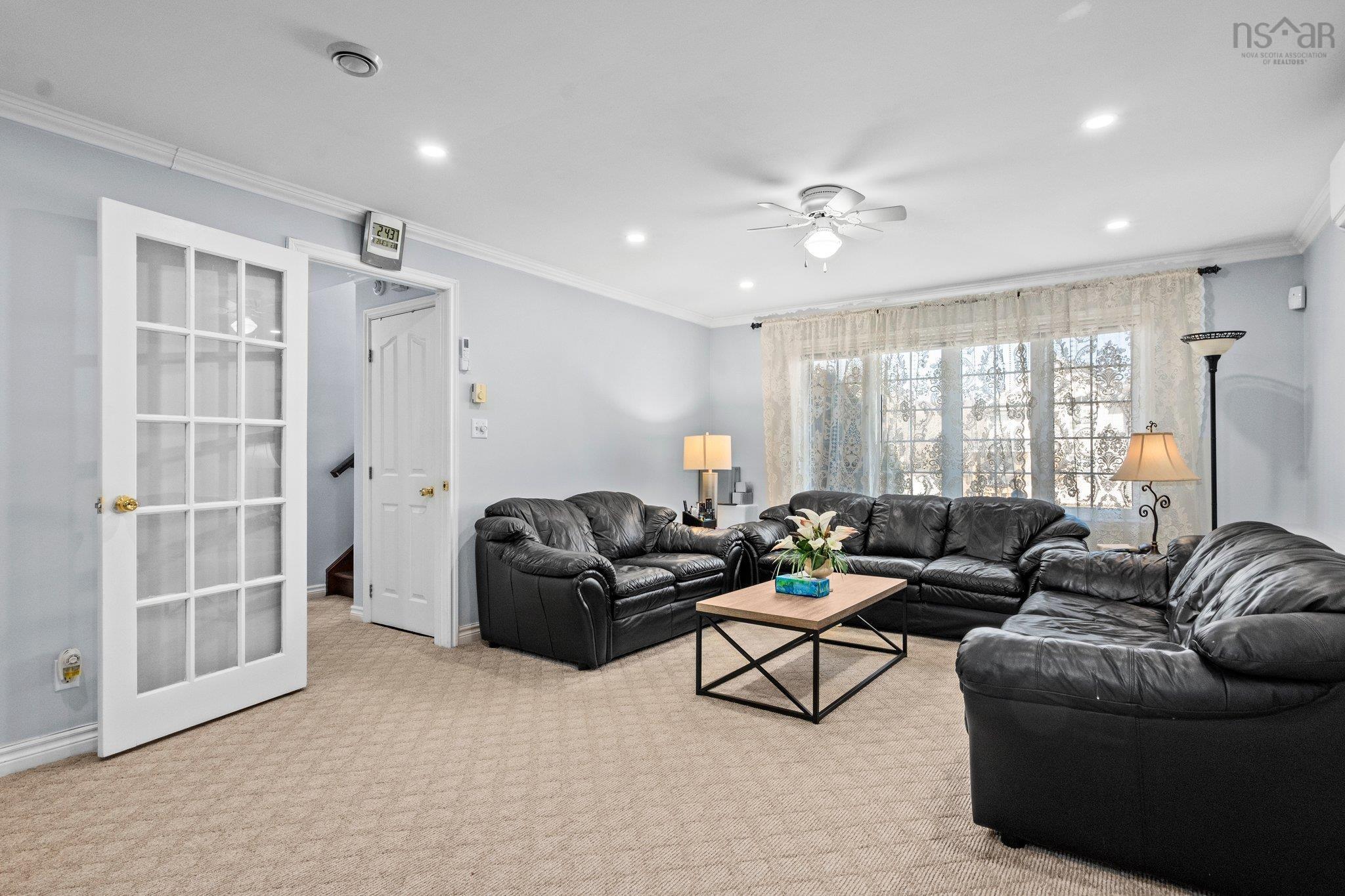 $621,000.00: 16 Parkview Lane, Dartmouth