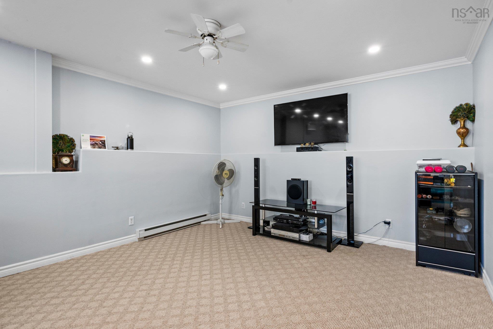 $621,000.00: 16 Parkview Lane, Dartmouth
