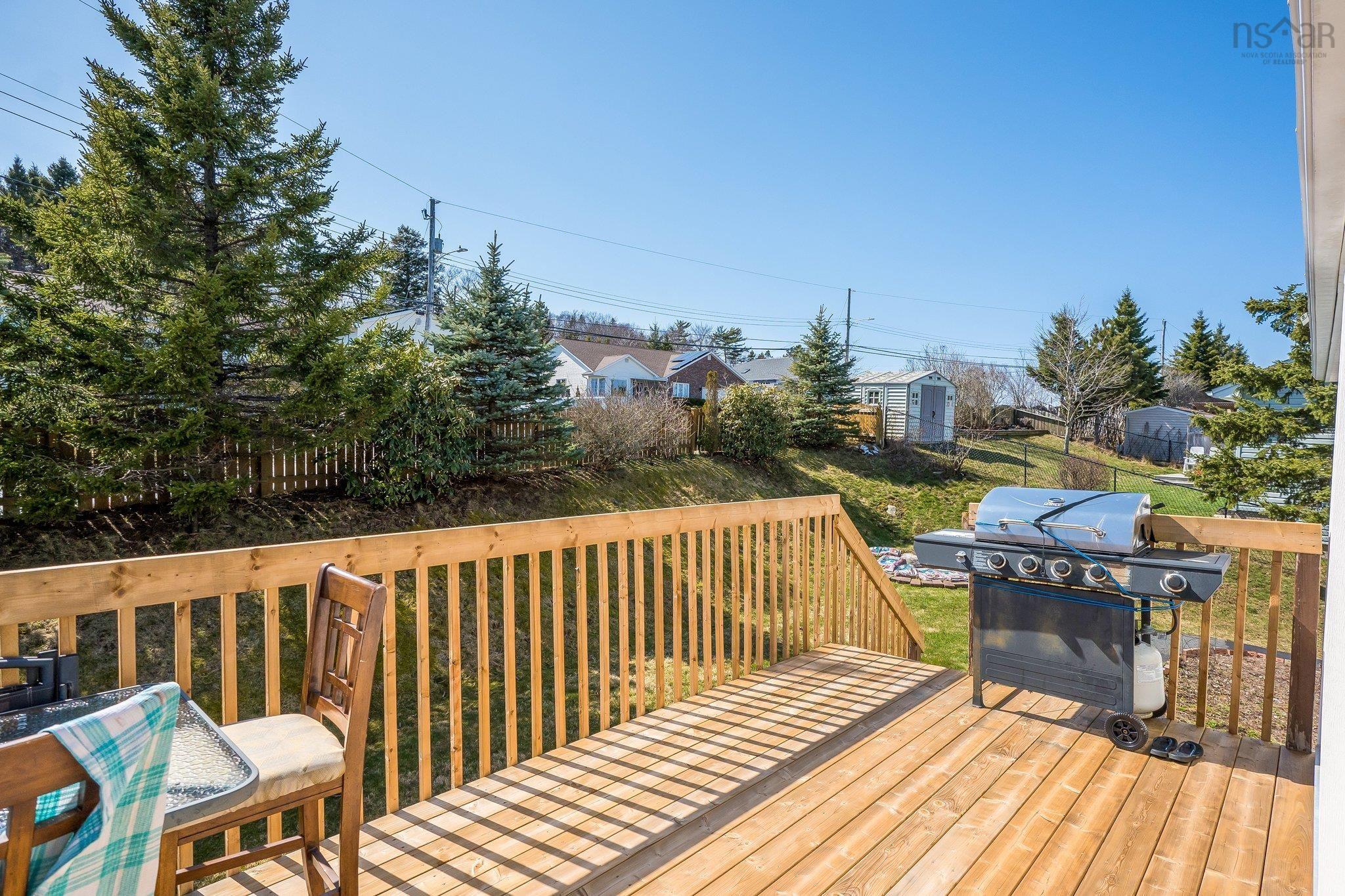 $621,000.00: 16 Parkview Lane, Dartmouth