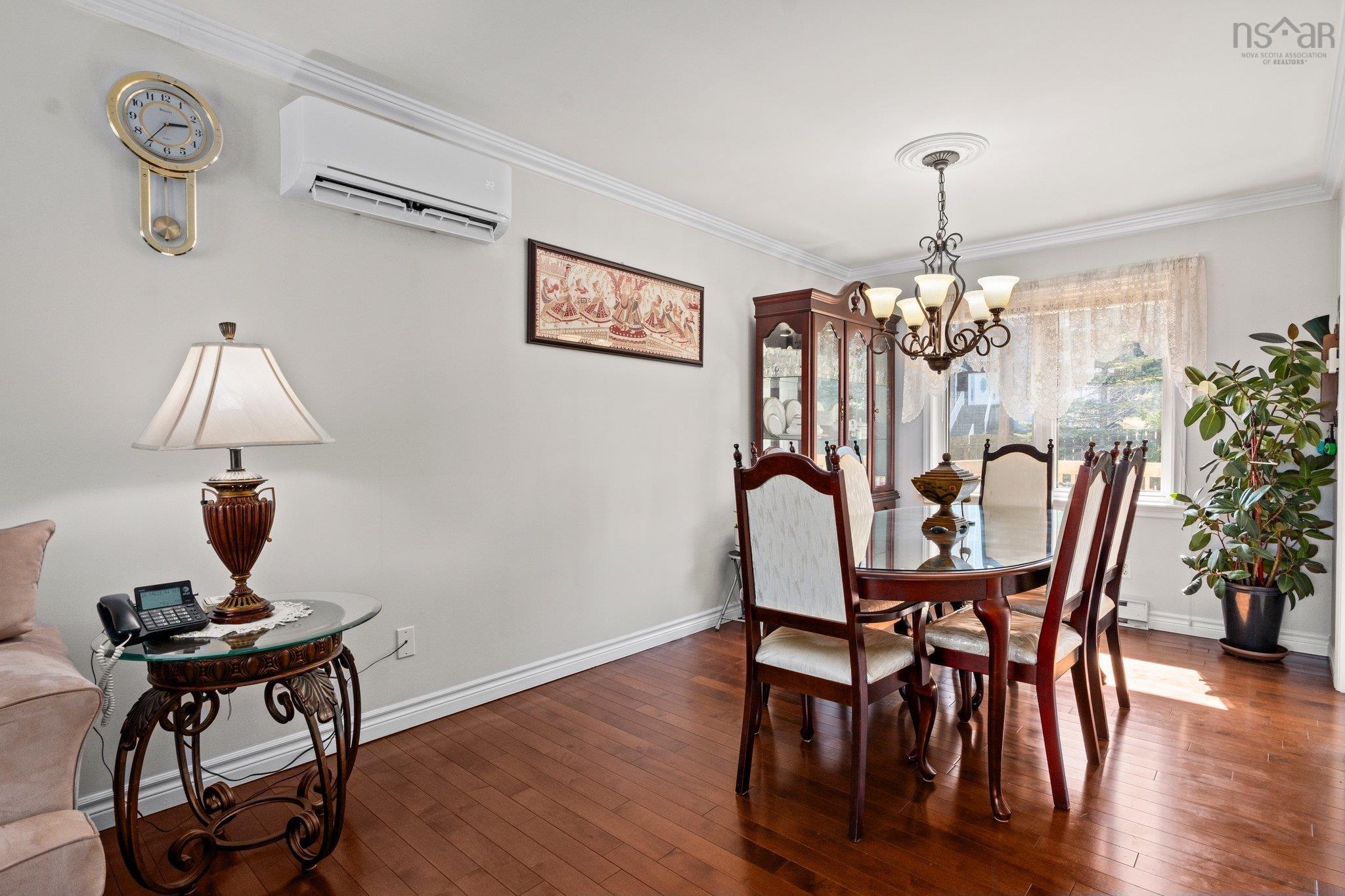 $621,000.00: 16 Parkview Lane, Dartmouth