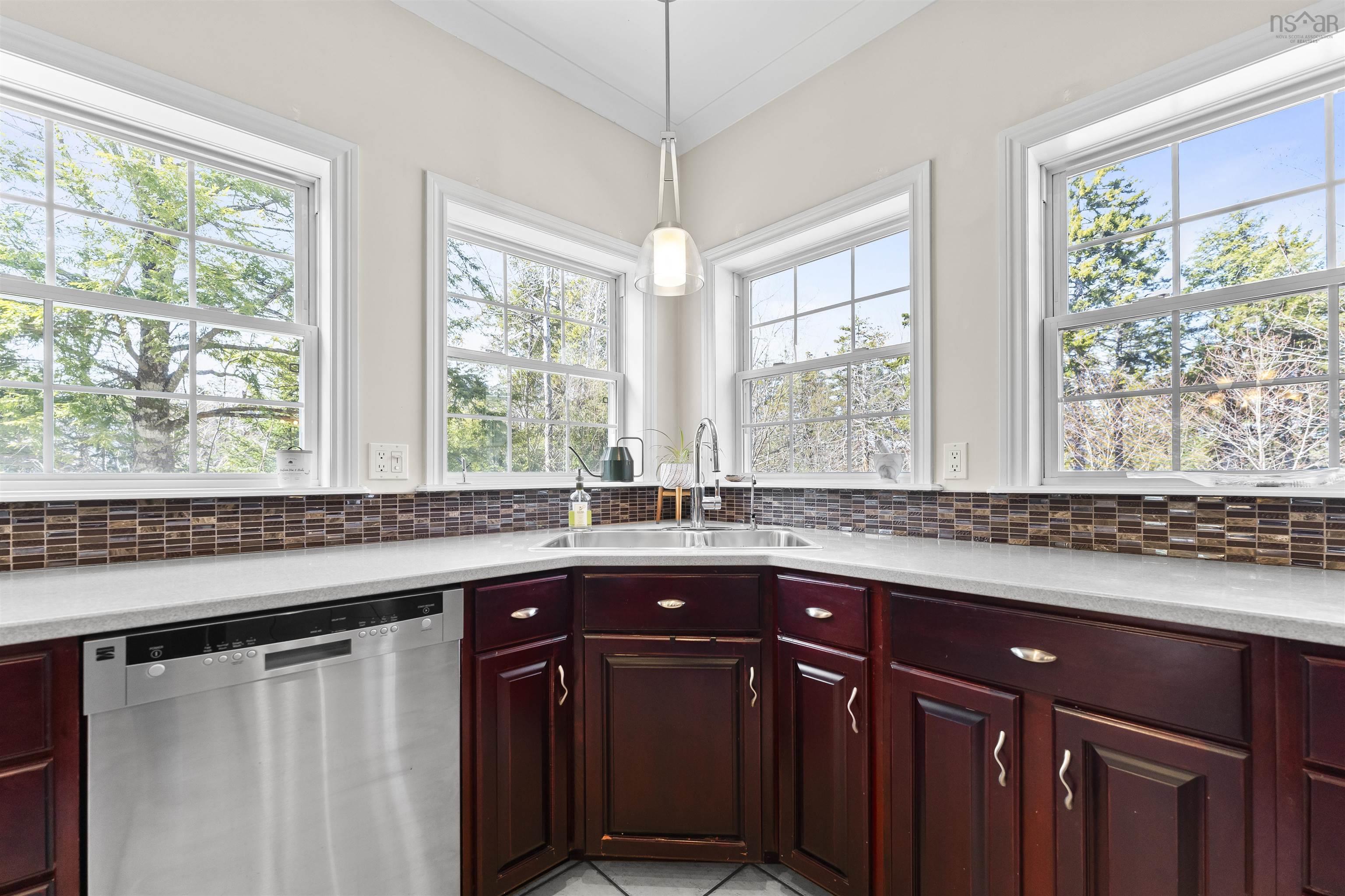 $850,000.00: 142 Glen Arbour Way, Hammonds Plains