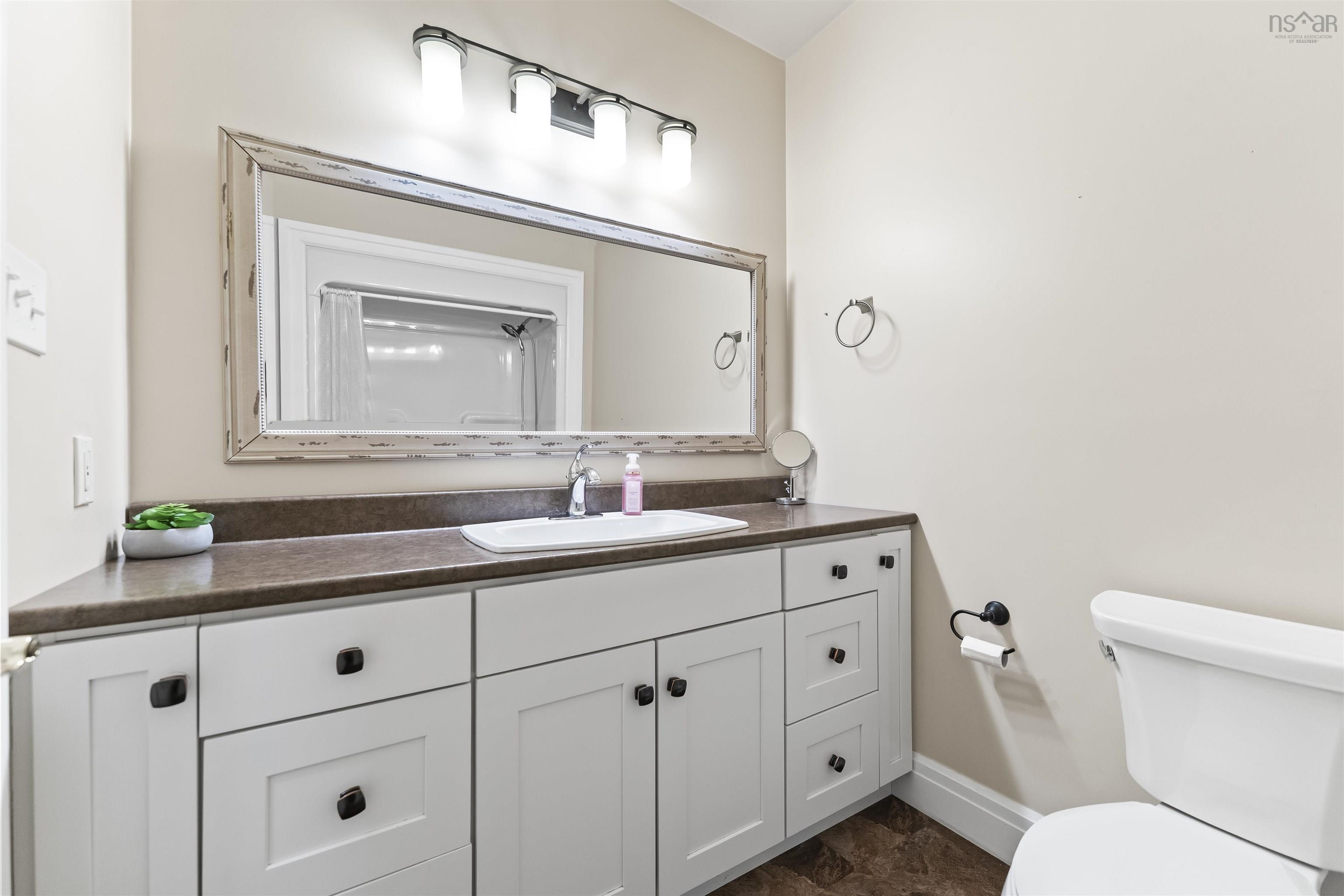 $850,000.00: 142 Glen Arbour Way, Hammonds Plains