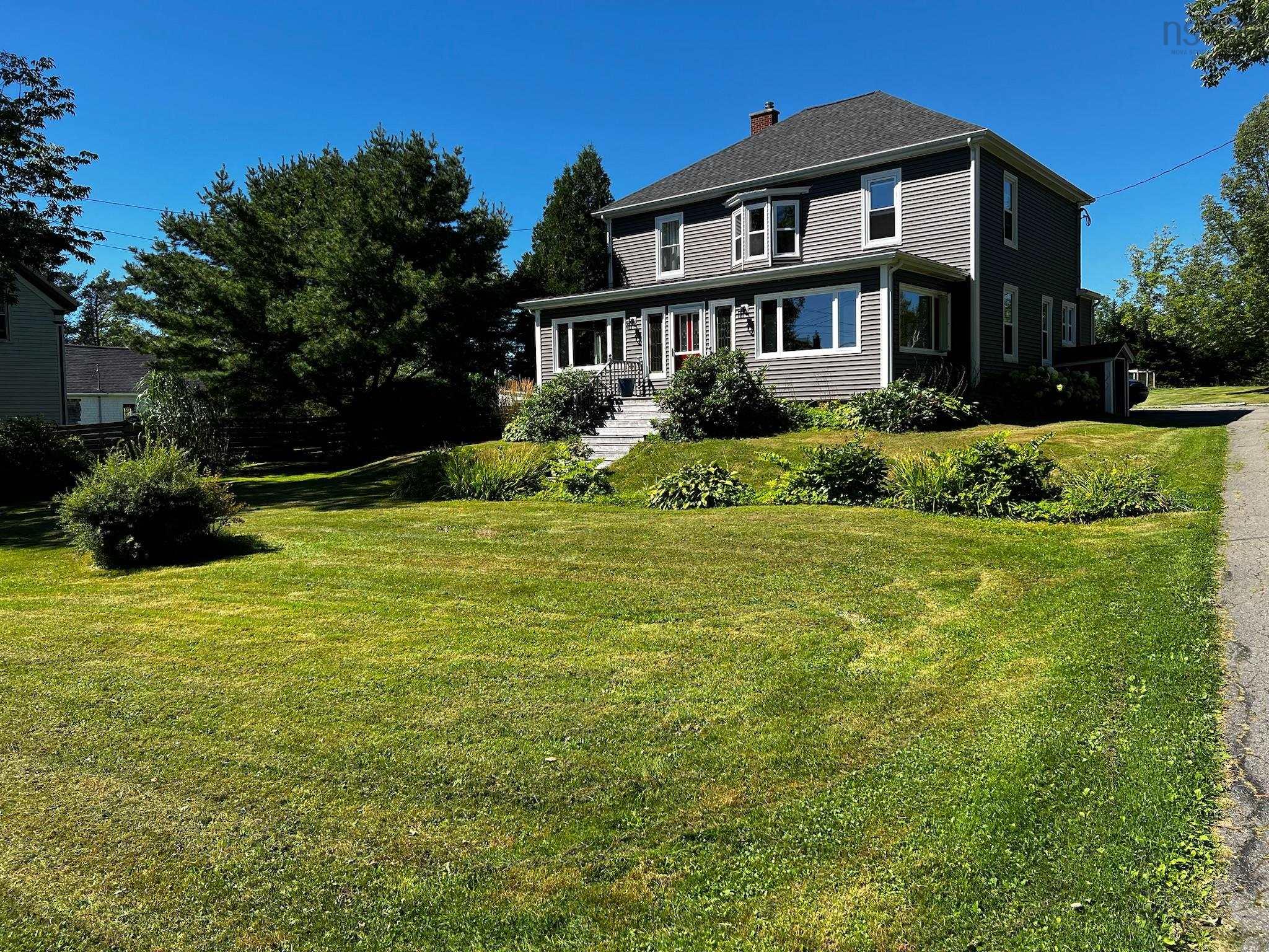$639,000.00: 11659 Highway 316, Boylston