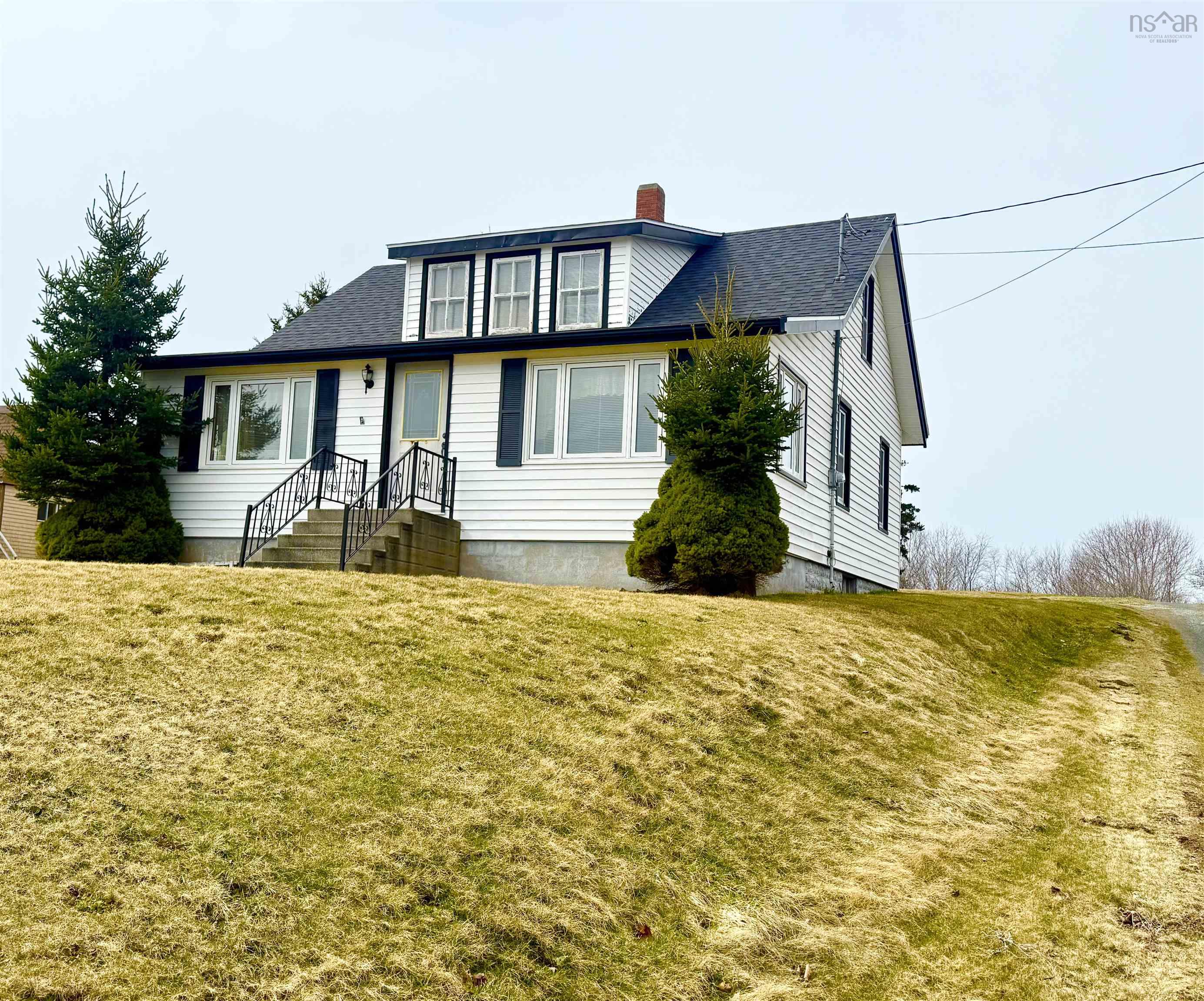 $169,900.00: 1473 Highway 308 Highway, Surette's Island