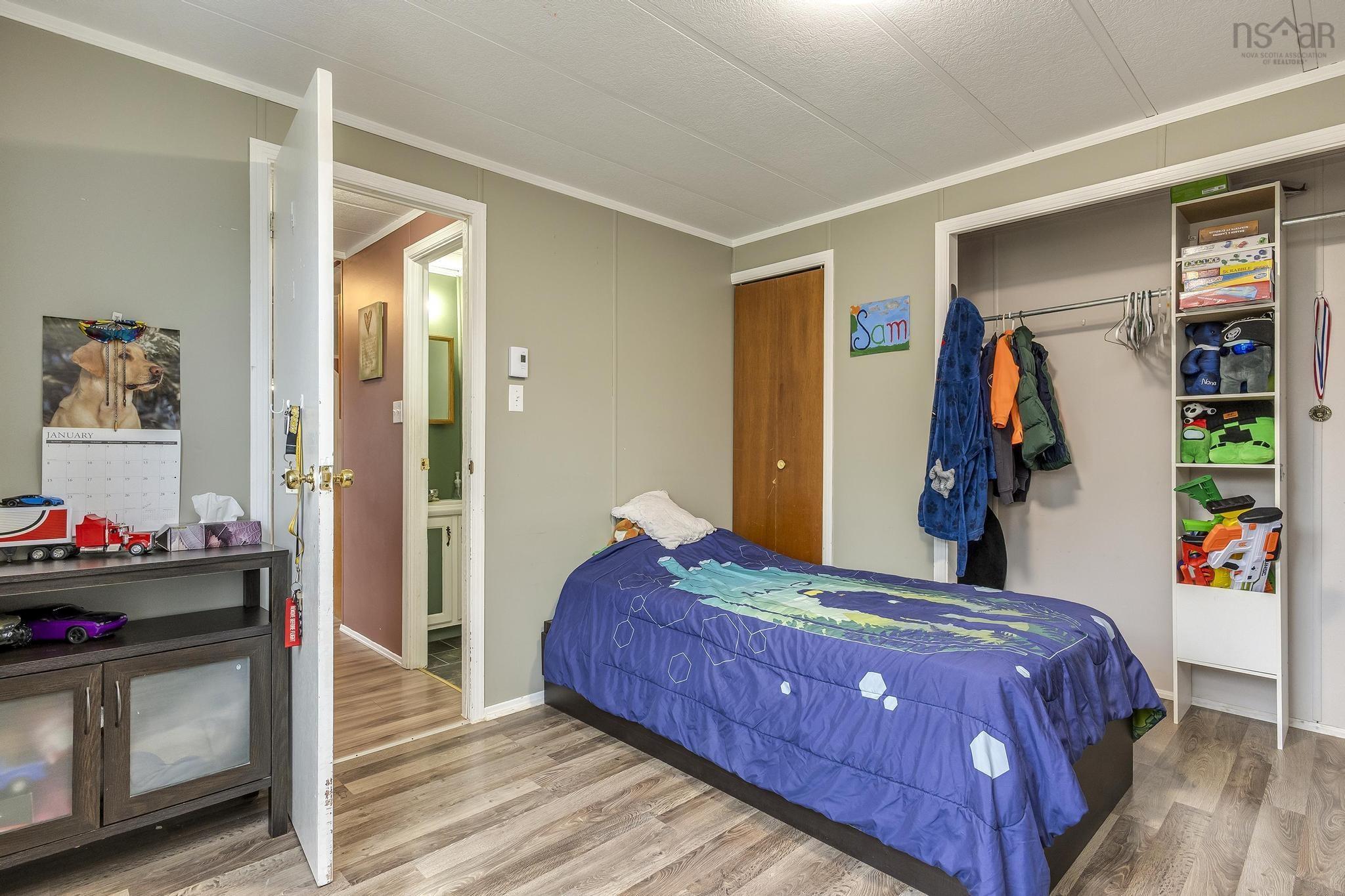 $180,000.00: 30 Sunset Drive, Kingston