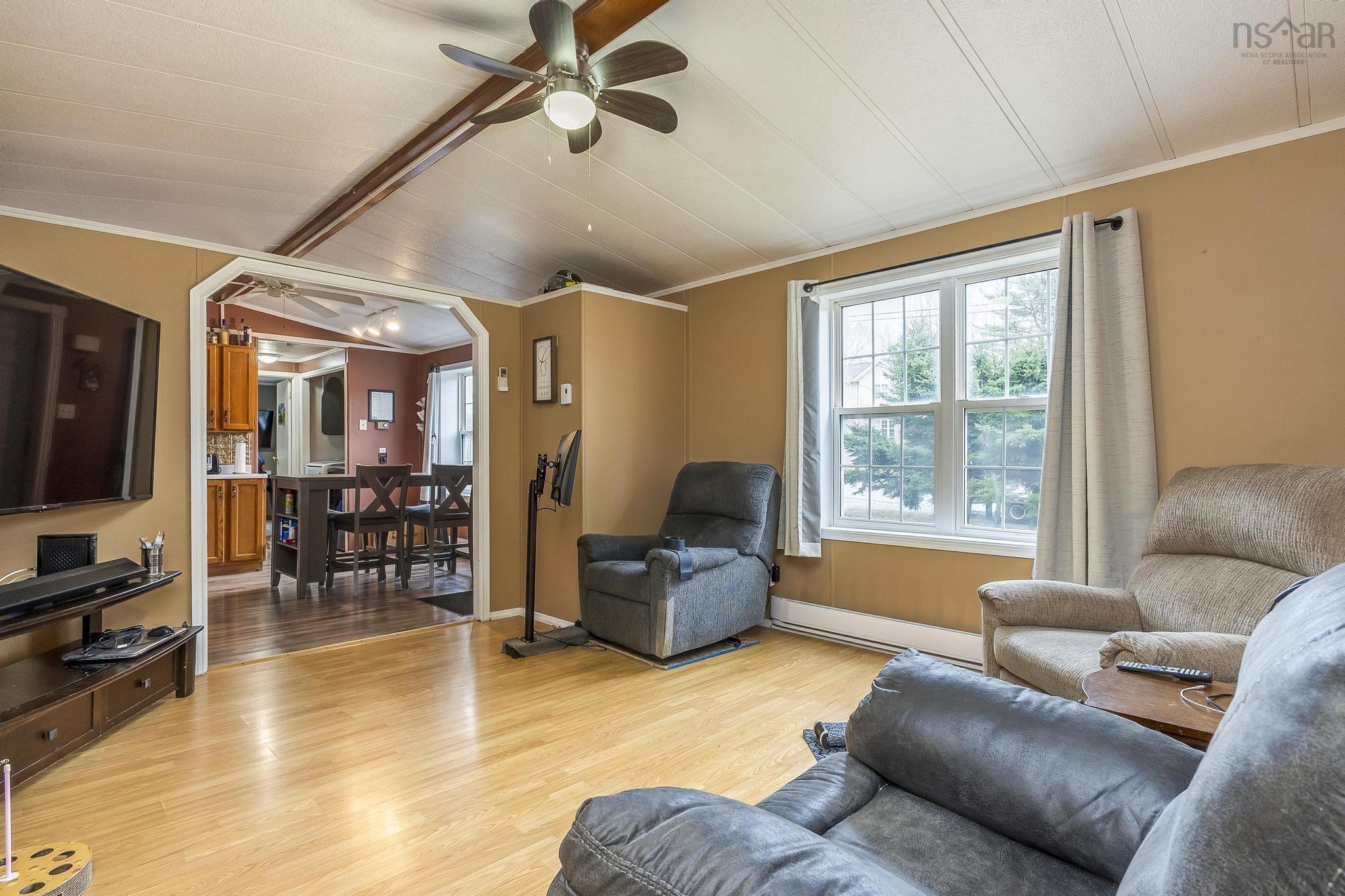 $180,000.00: 30 Sunset Drive, Kingston