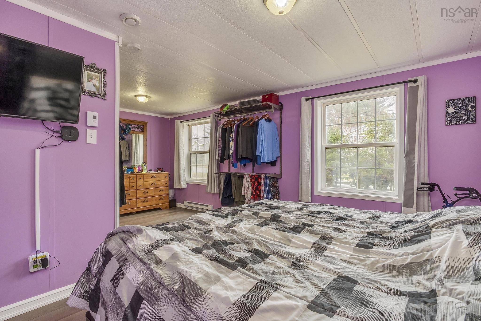 $180,000.00: 30 Sunset Drive, Kingston