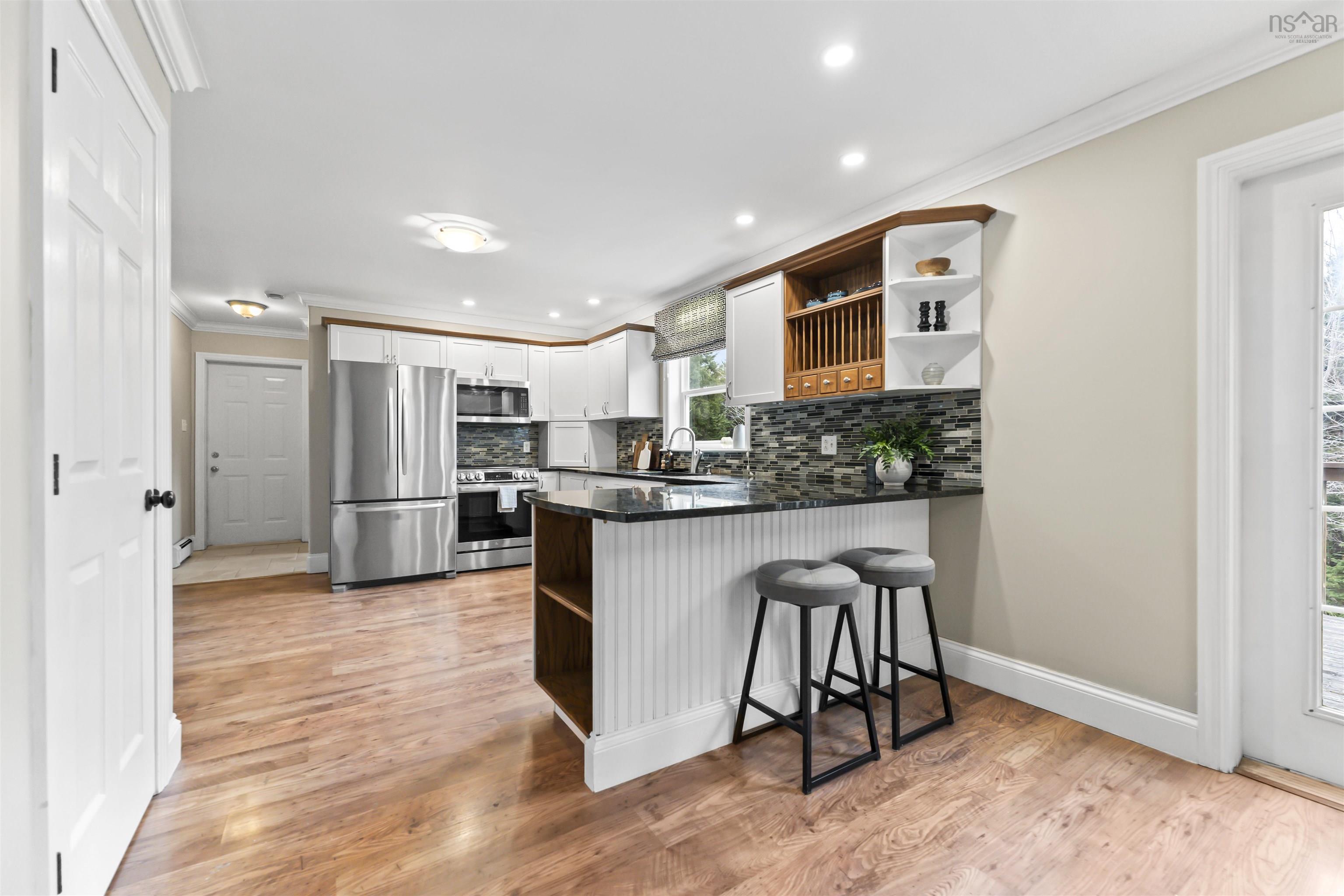 $725,000.00: 37 Grandview Court, Hammonds Plains
