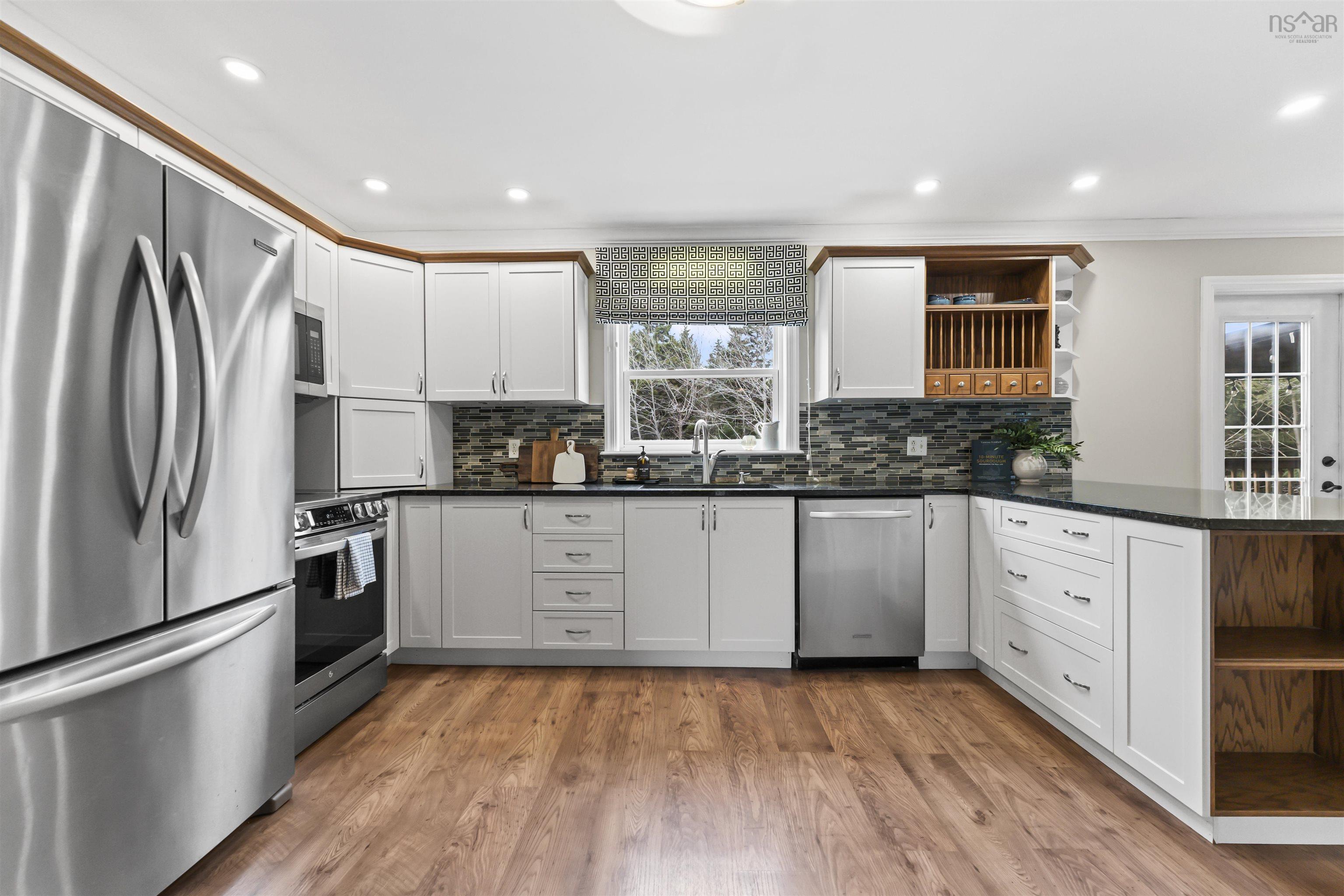 $725,000.00: 37 Grandview Court, Hammonds Plains