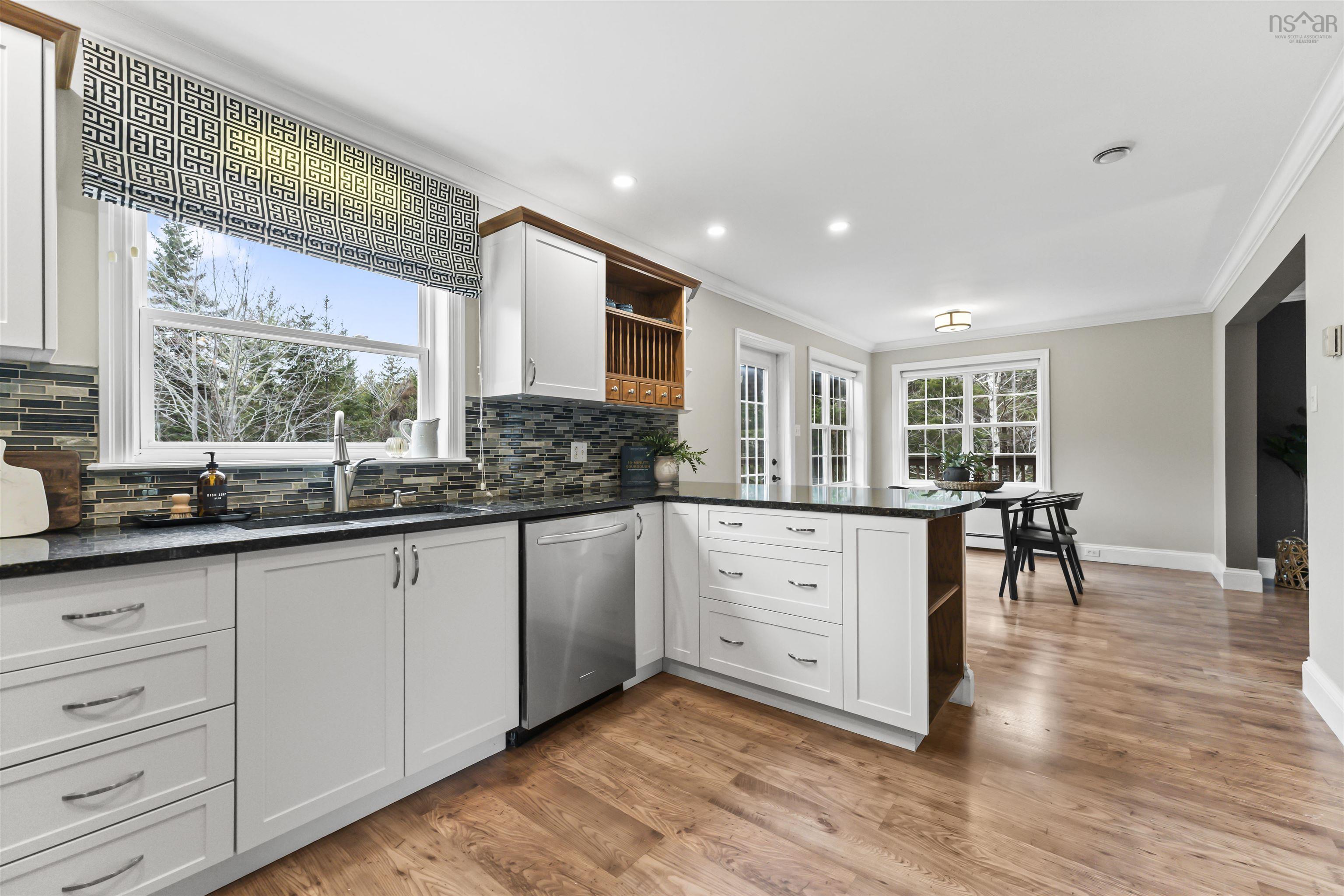 $725,000.00: 37 Grandview Court, Hammonds Plains