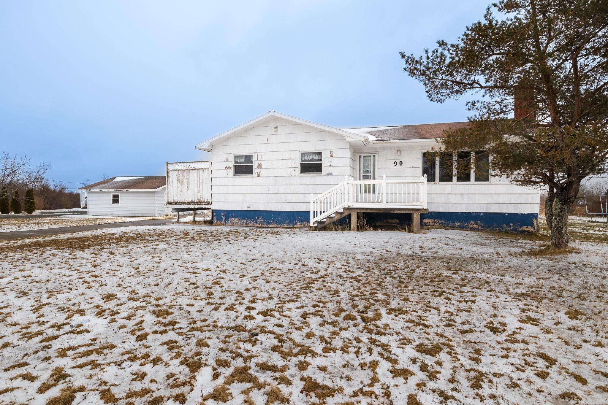 $179,900.00: 90 Main Street, Reserve Mines