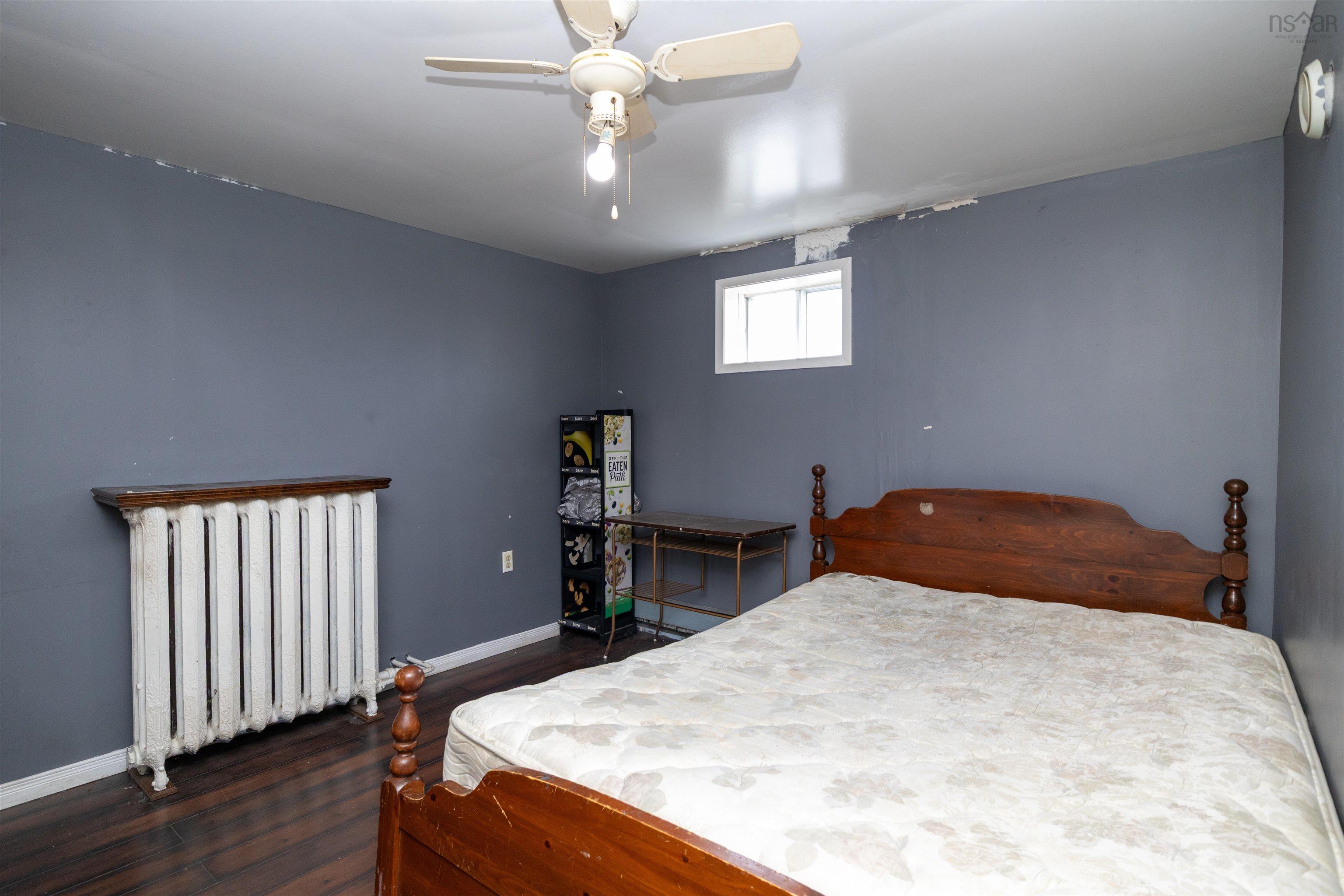 $179,900.00: 90 Main Street, Reserve Mines