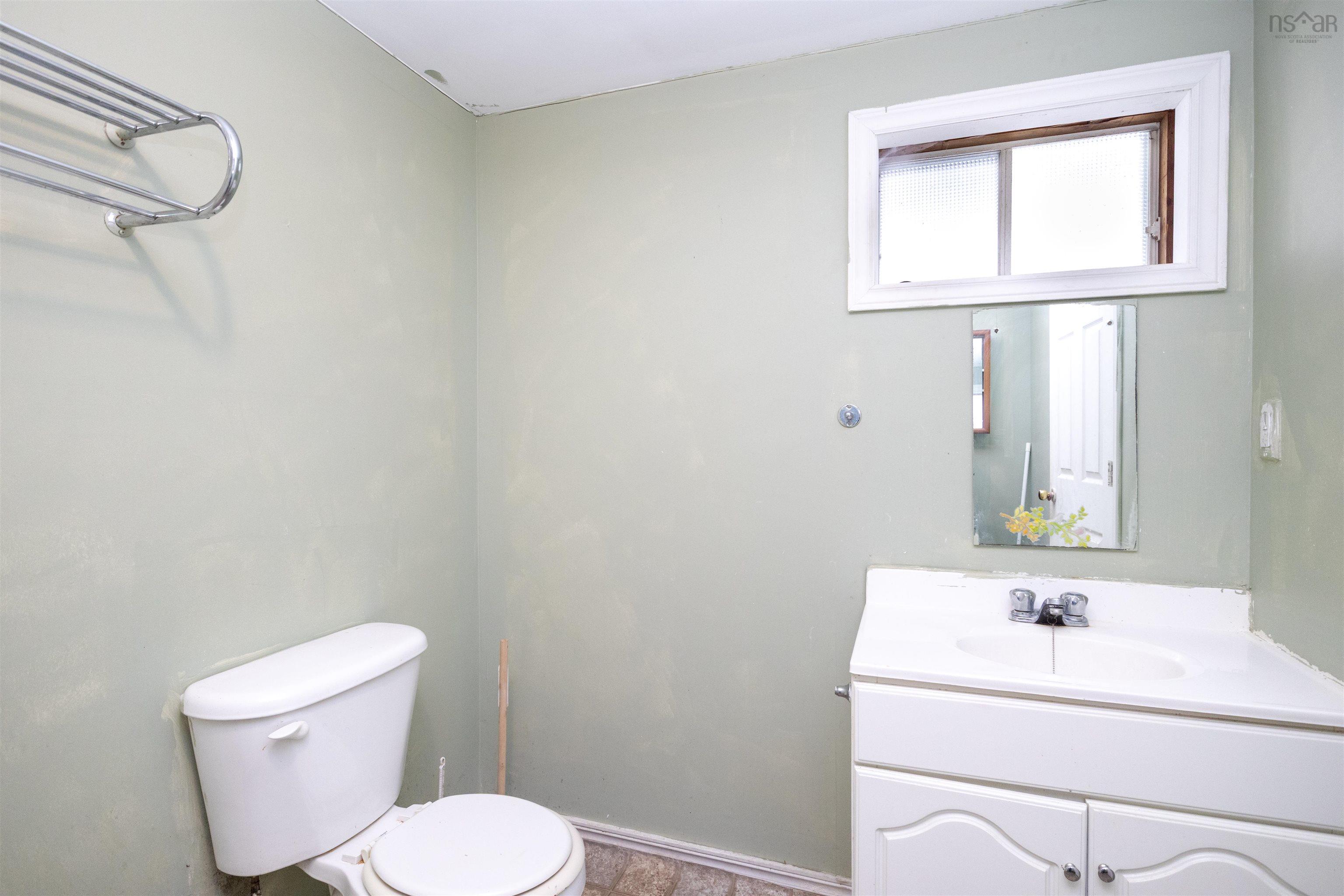 $179,900.00: 90 Main Street, Reserve Mines