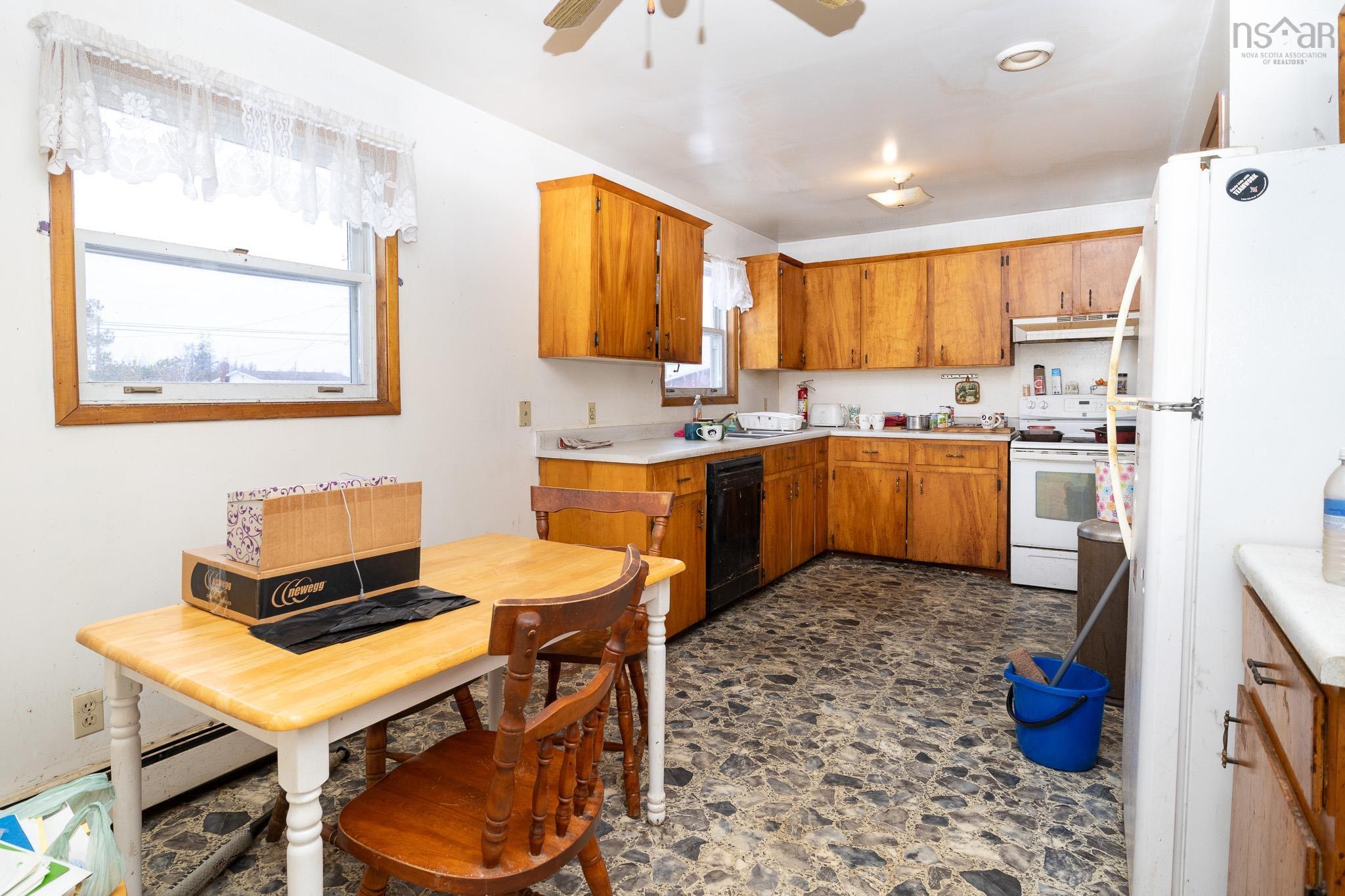 $179,900.00: 90 Main Street, Reserve Mines