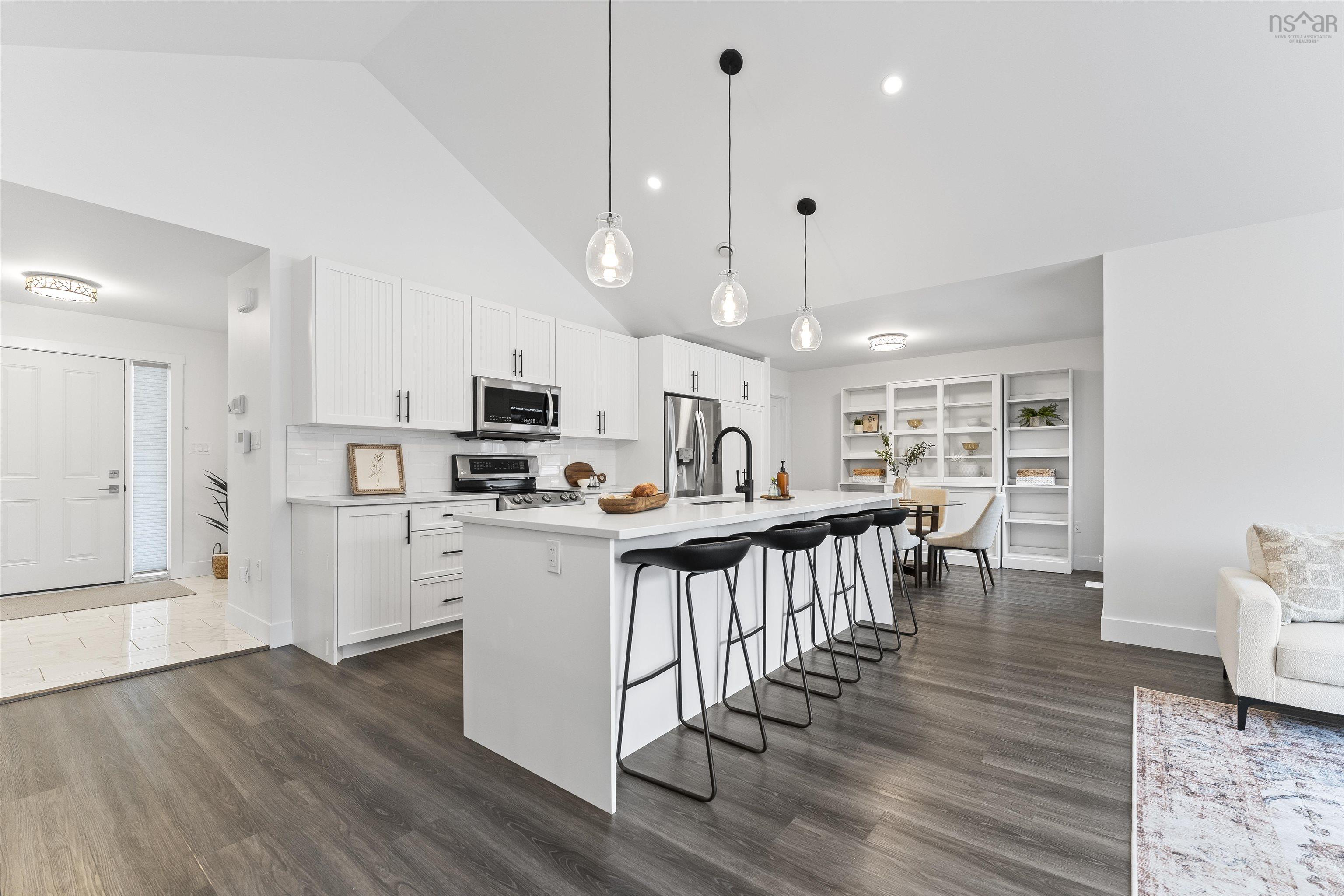$1,099,999.00: 90 Luka Lane, Hammonds Plains