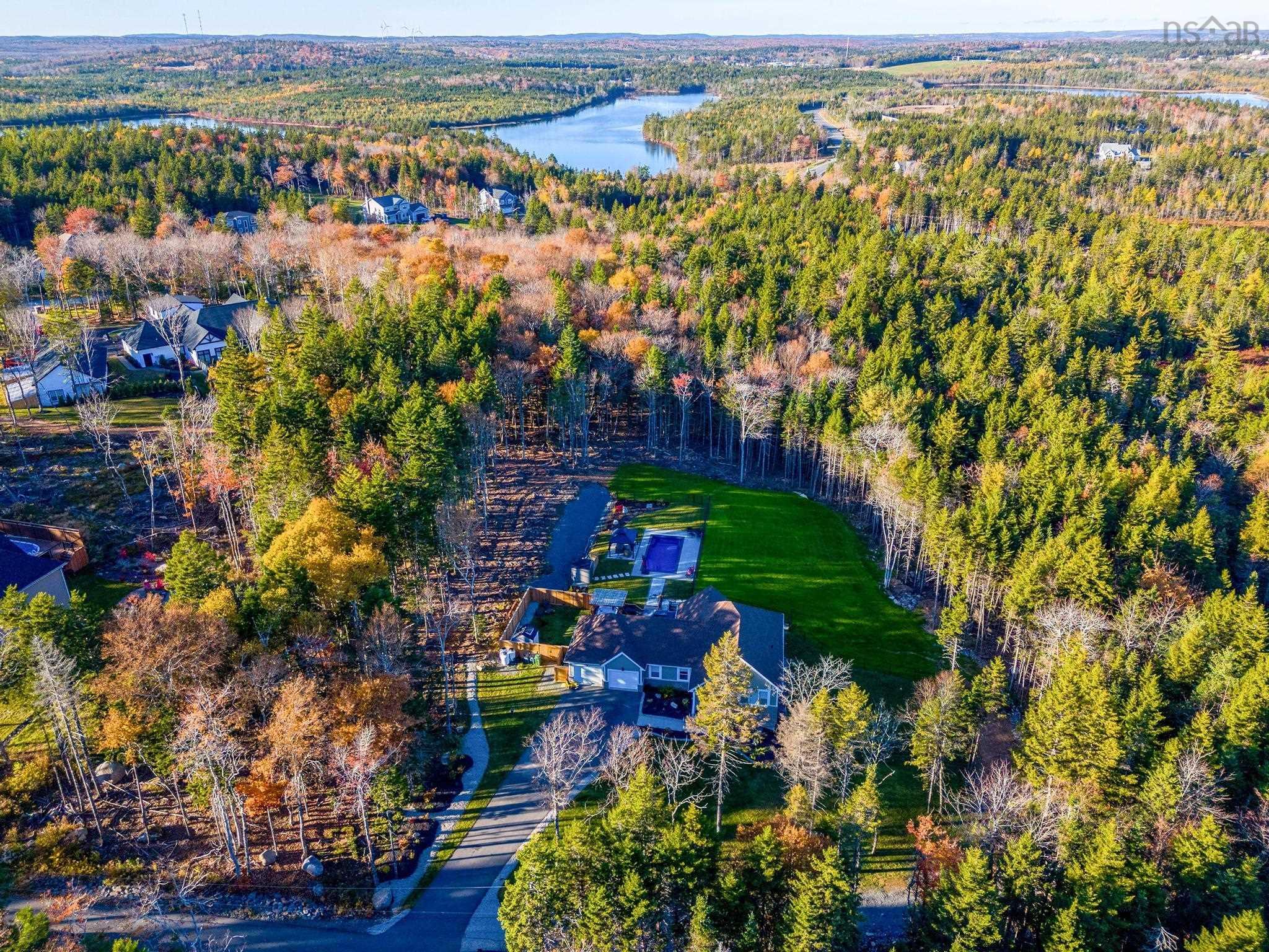 $1,099,999.00: 90 Luka Lane, Hammonds Plains