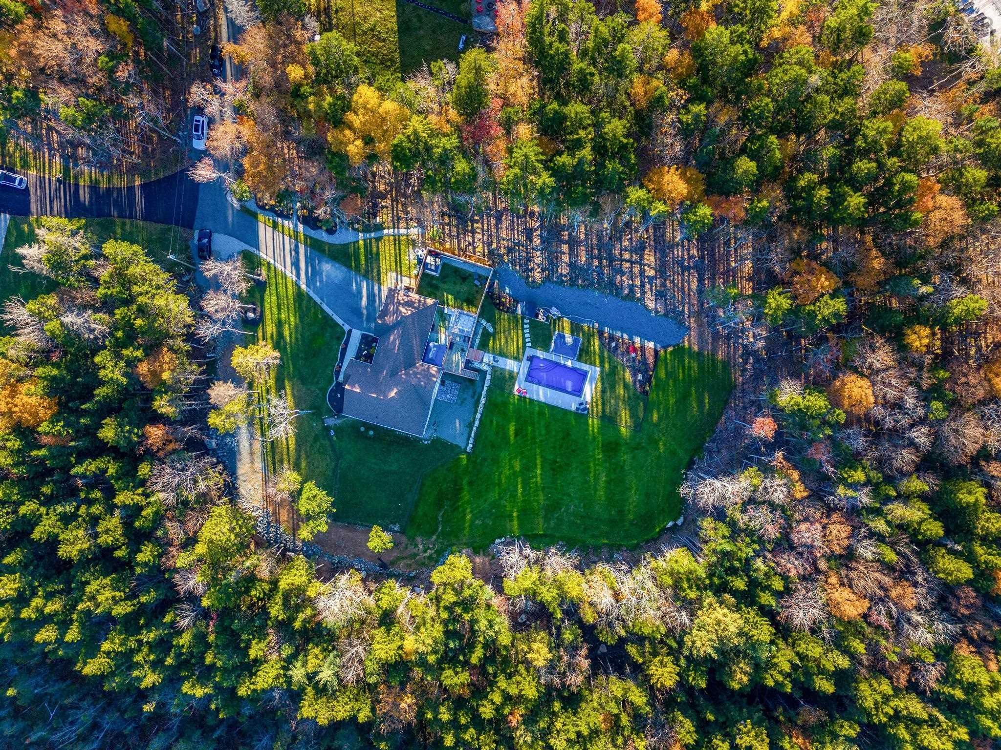 $1,099,999.00: 90 Luka Lane, Hammonds Plains