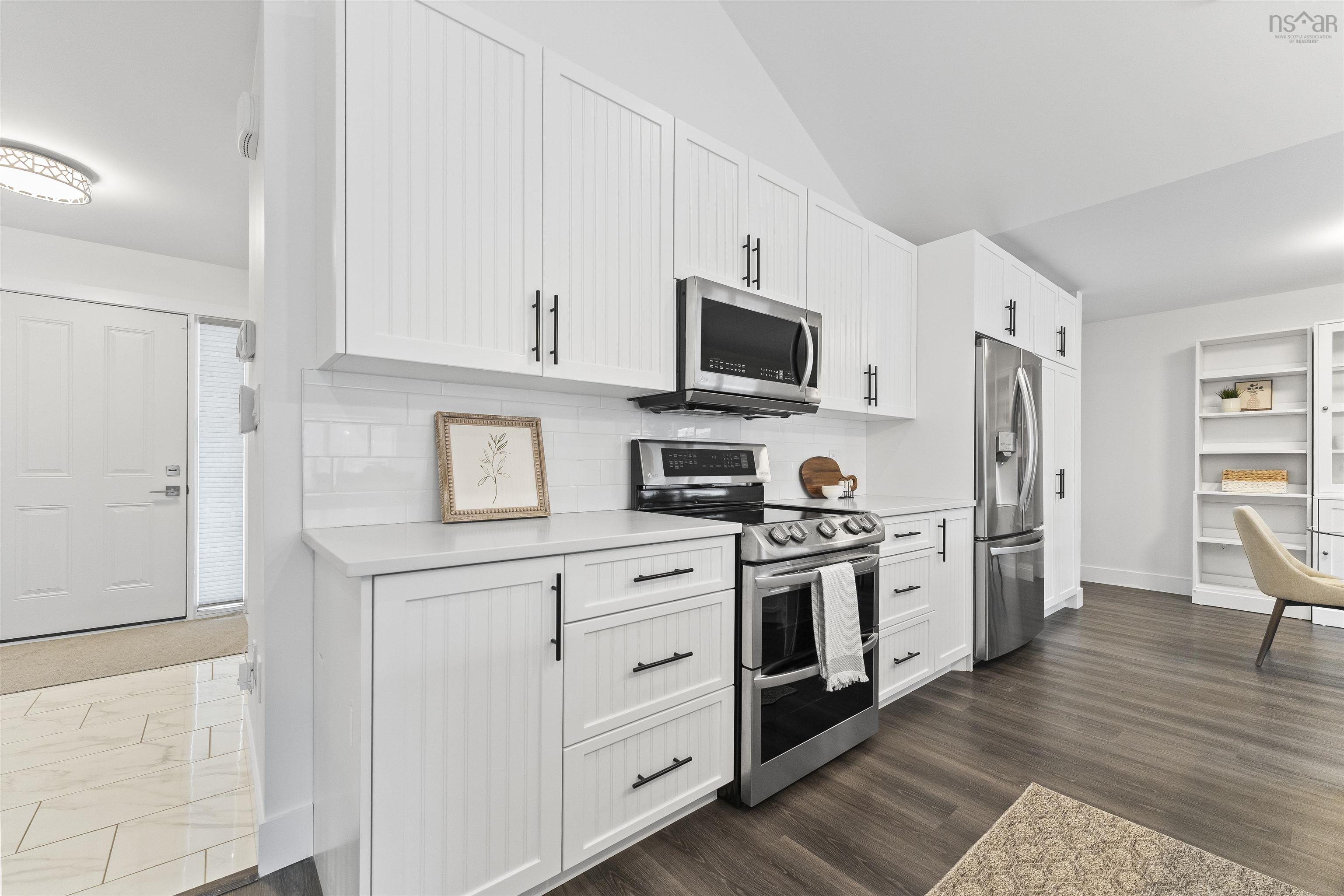 $1,099,999.00: 90 Luka Lane, Hammonds Plains