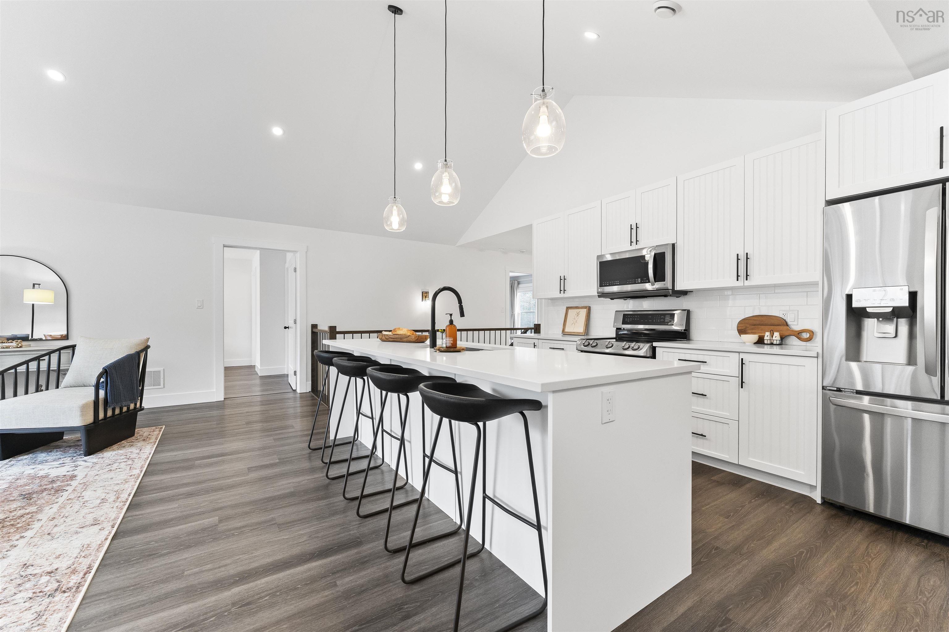 $1,099,999.00: 90 Luka Lane, Hammonds Plains