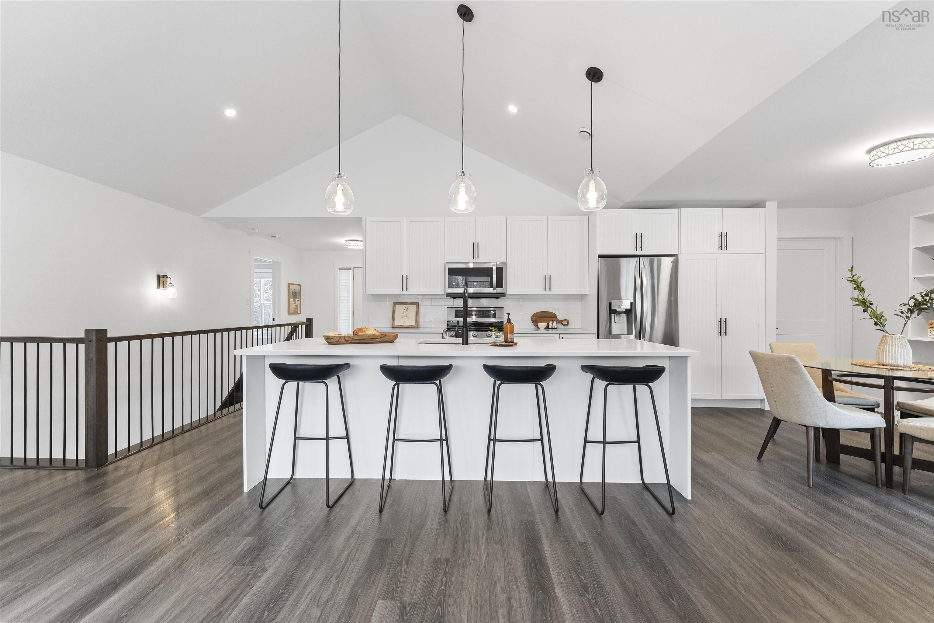 $1,099,999.00: 90 Luka Lane, Hammonds Plains