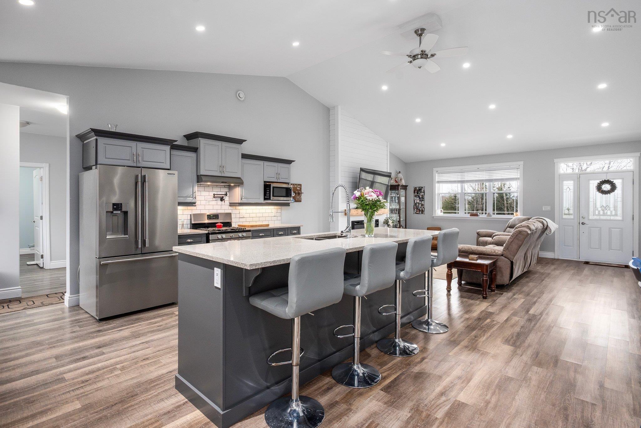 $1,190,000.00: 206 Monte Vista Road, Enfield