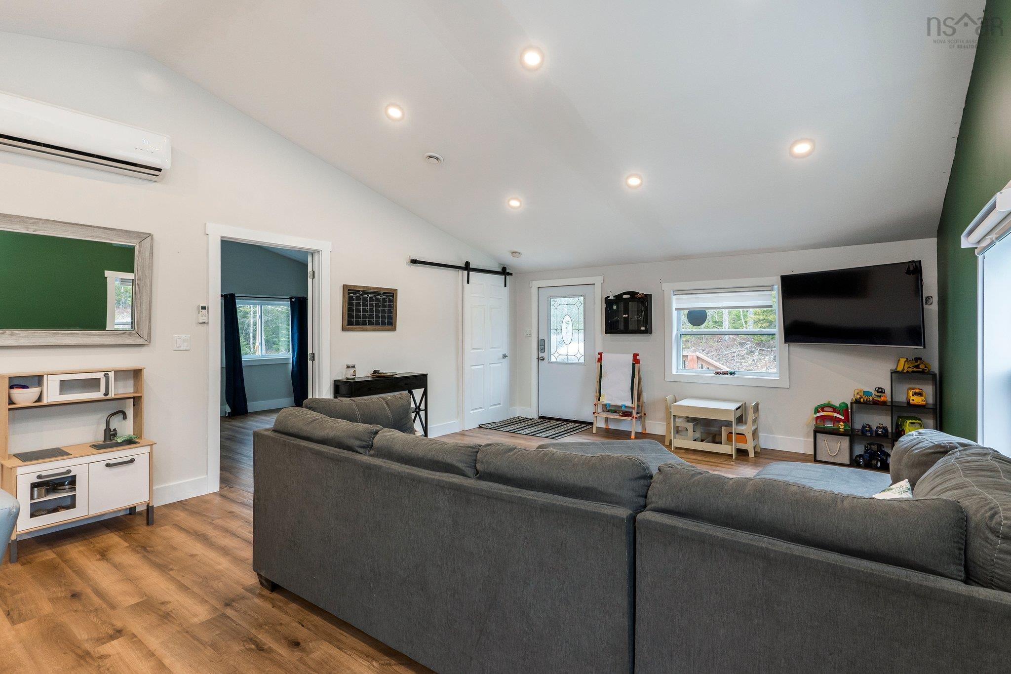 $1,190,000.00: 206 Monte Vista Road, Enfield