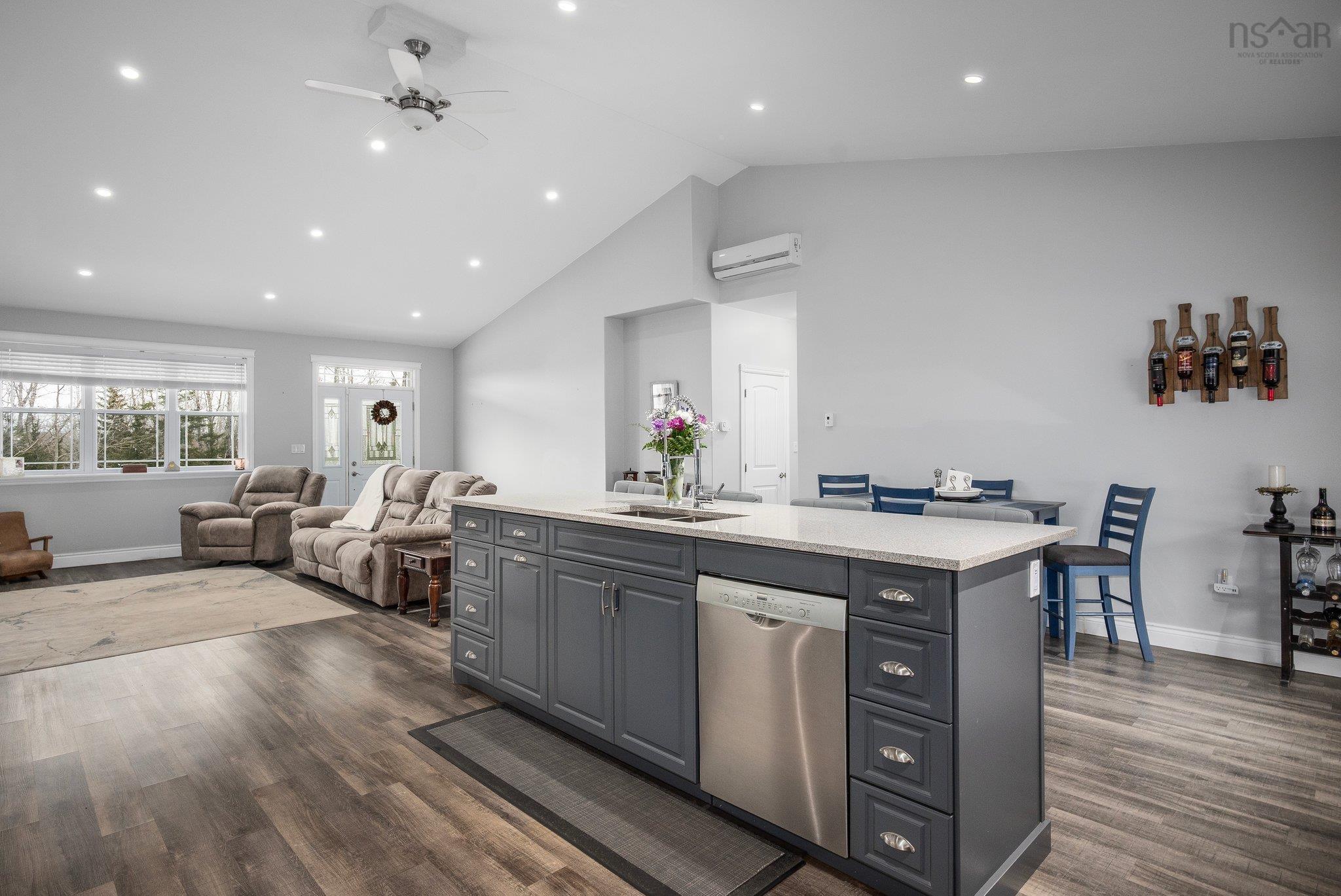 $1,190,000.00: 206 Monte Vista Road, Enfield