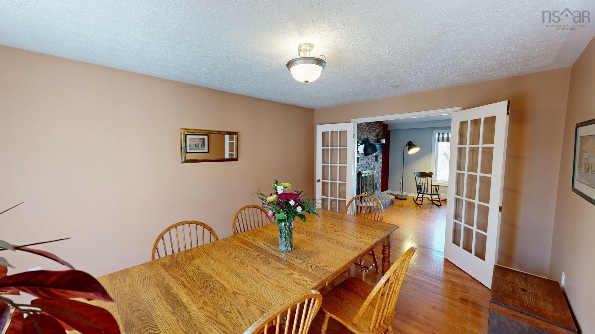 $599,900.00: 53 Riverview Crescent, Bedford