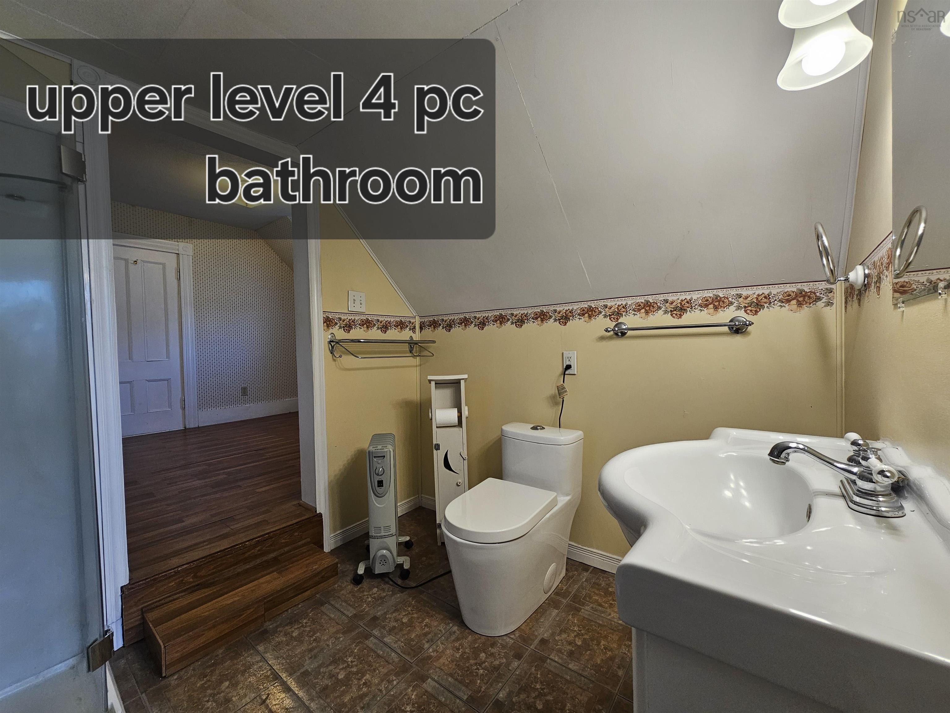 $289,900.00: 102 Lawrencetown Lane, Lawrencetown