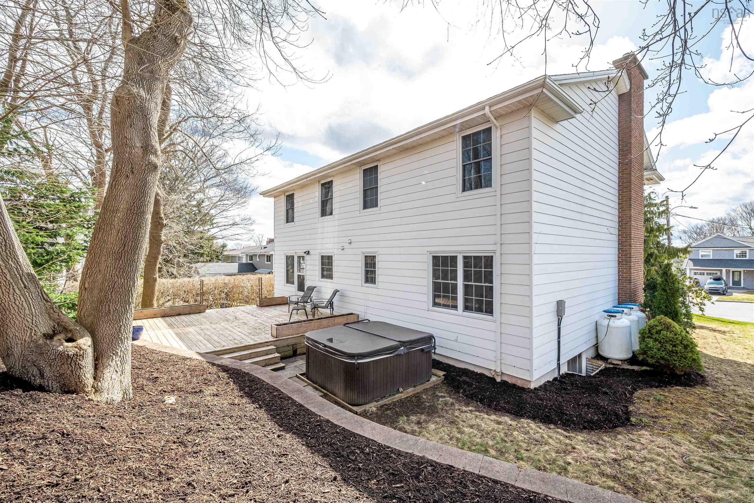 $1,469,500.00: 5968 Campbell Drive, Halifax